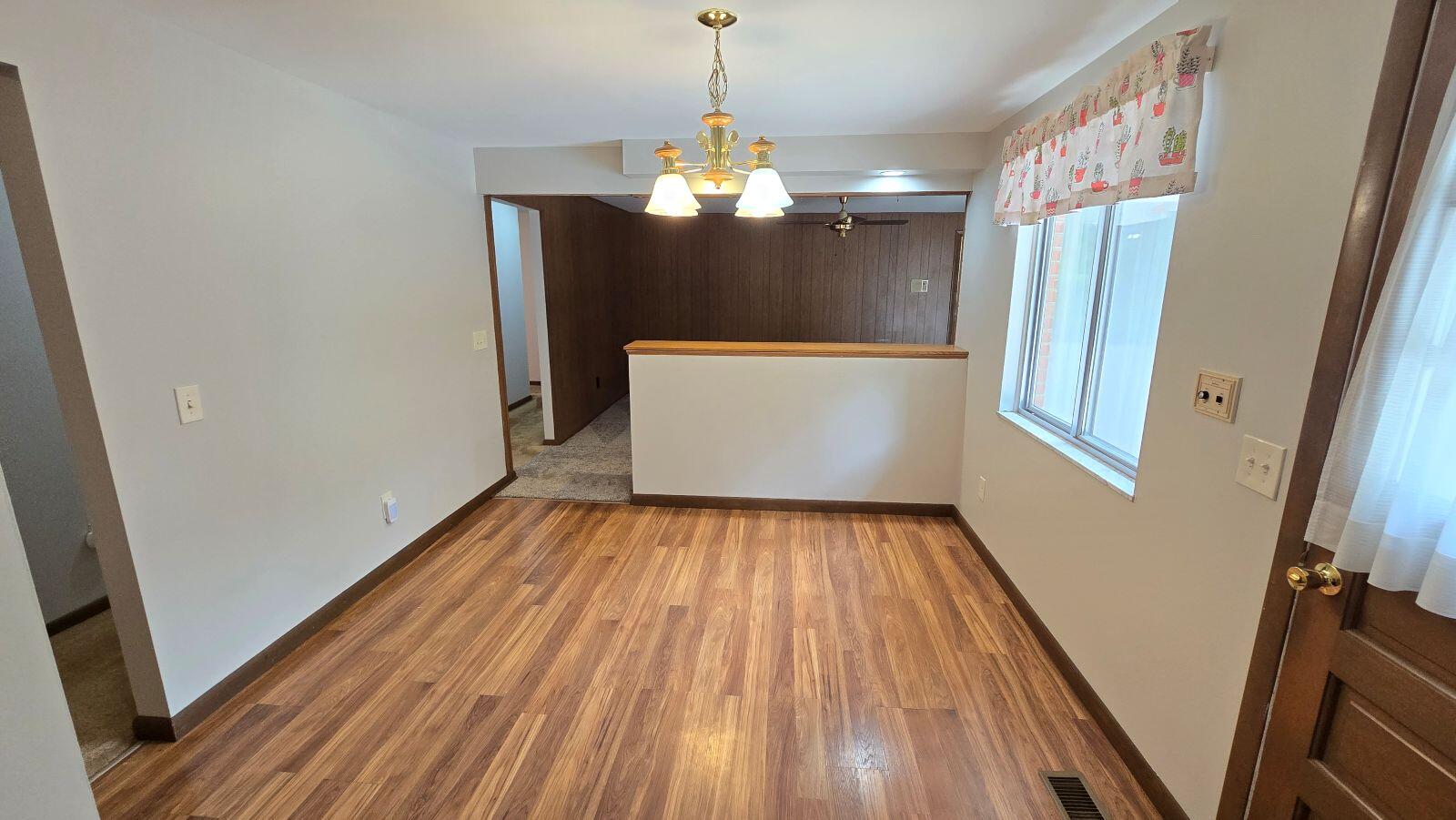 2082 Stowe, Springfield, Ohio 45505