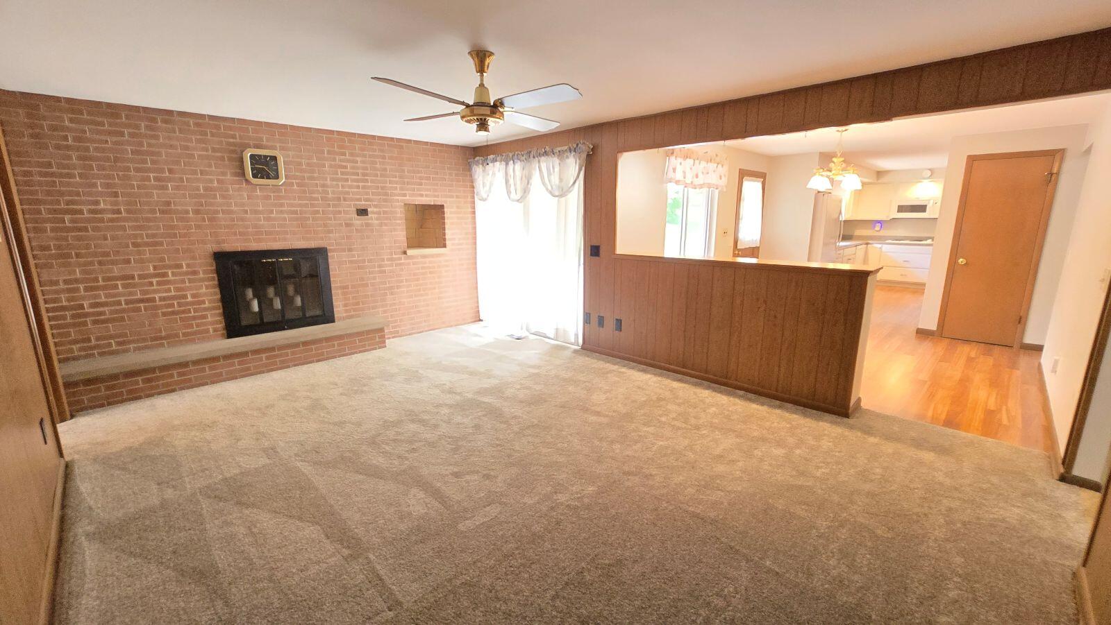 2082 Stowe, Springfield, Ohio 45505