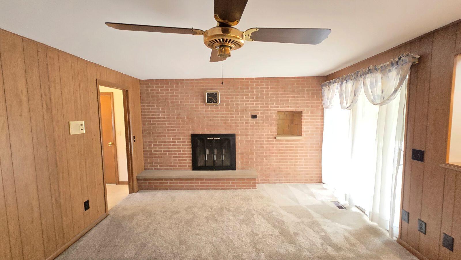 2082 Stowe, Springfield, Ohio 45505