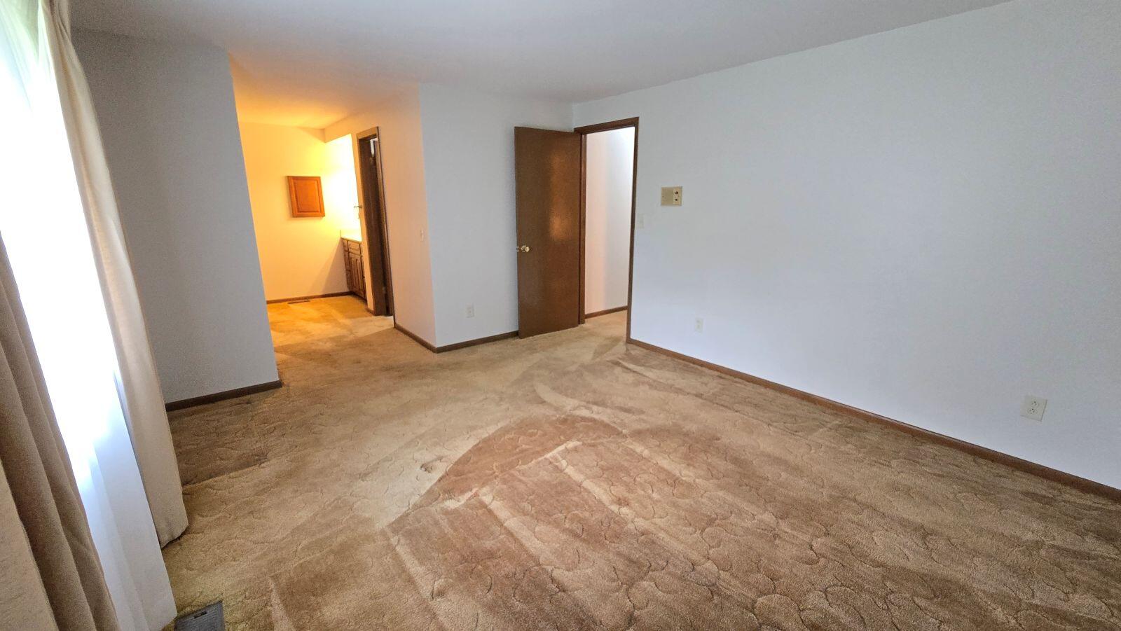 2082 Stowe, Springfield, Ohio 45505