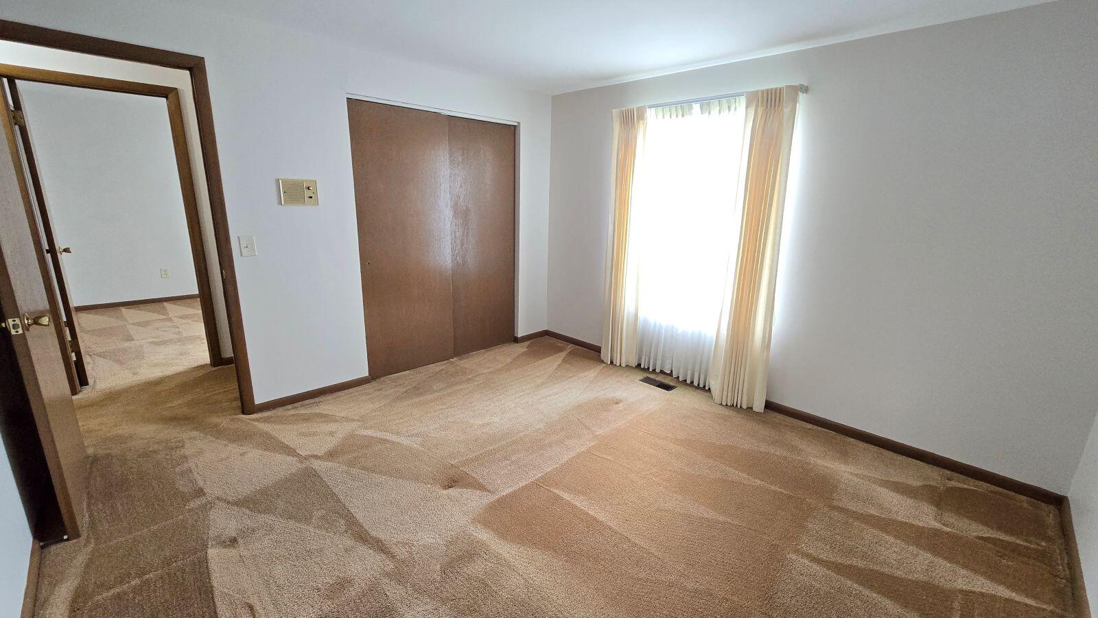 2082 Stowe, Springfield, Ohio 45505