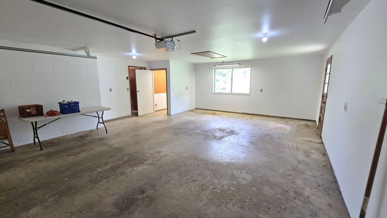 2082 Stowe, Springfield, Ohio 45505