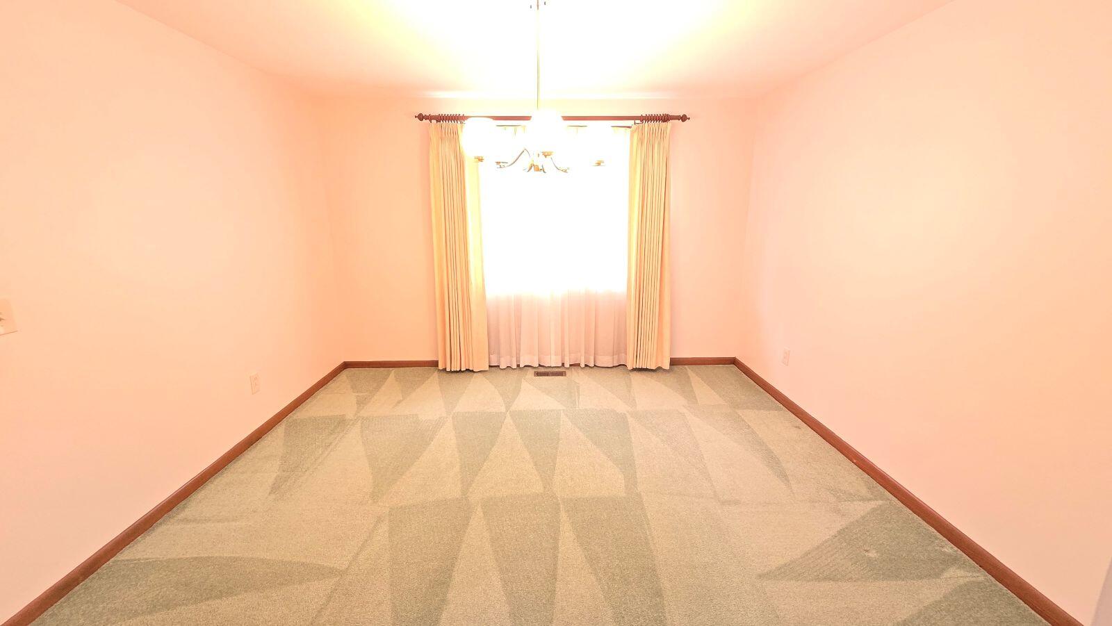 2082 Stowe, Springfield, Ohio 45505