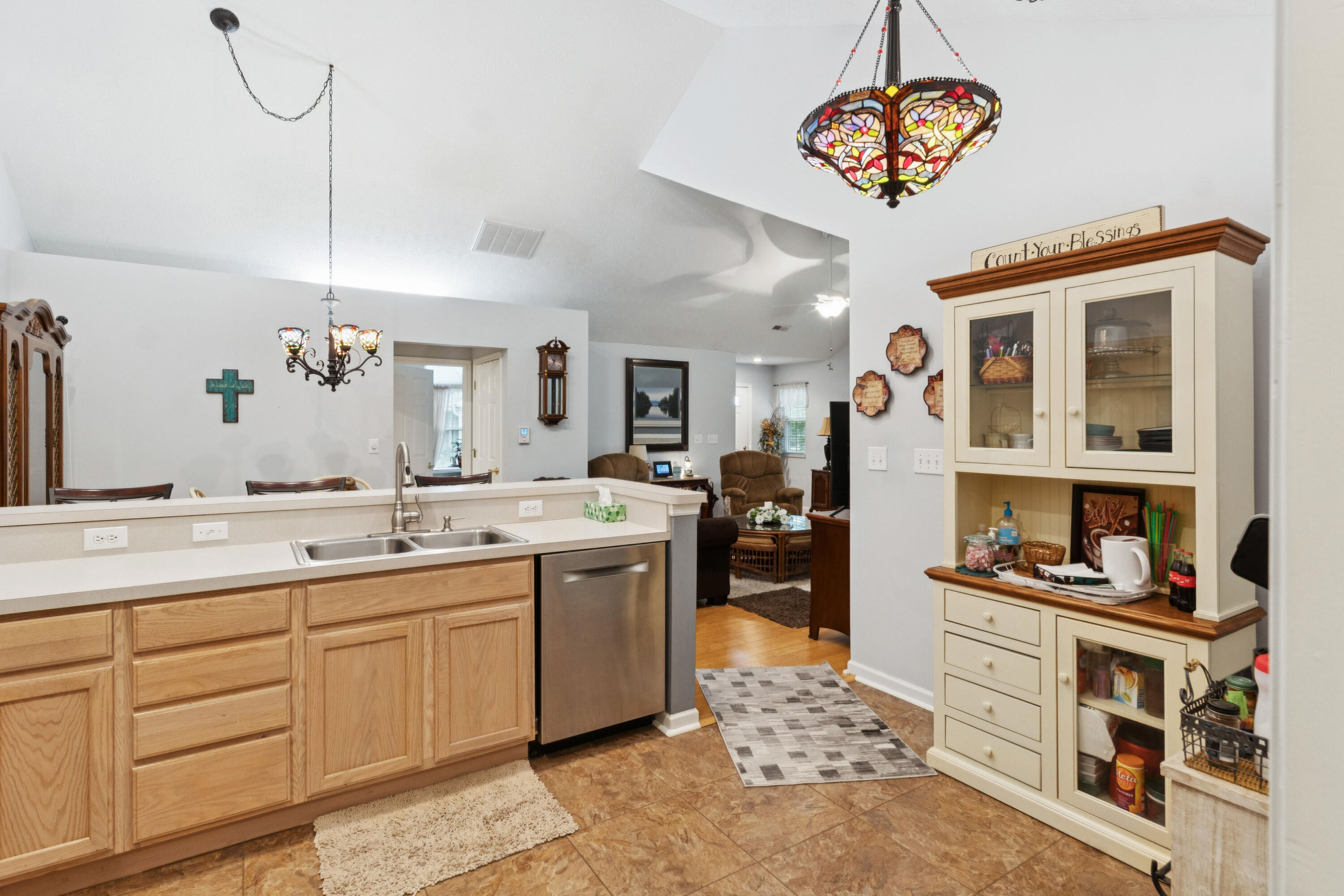 2690 Prestwick Village, Springfield, Ohio 45503