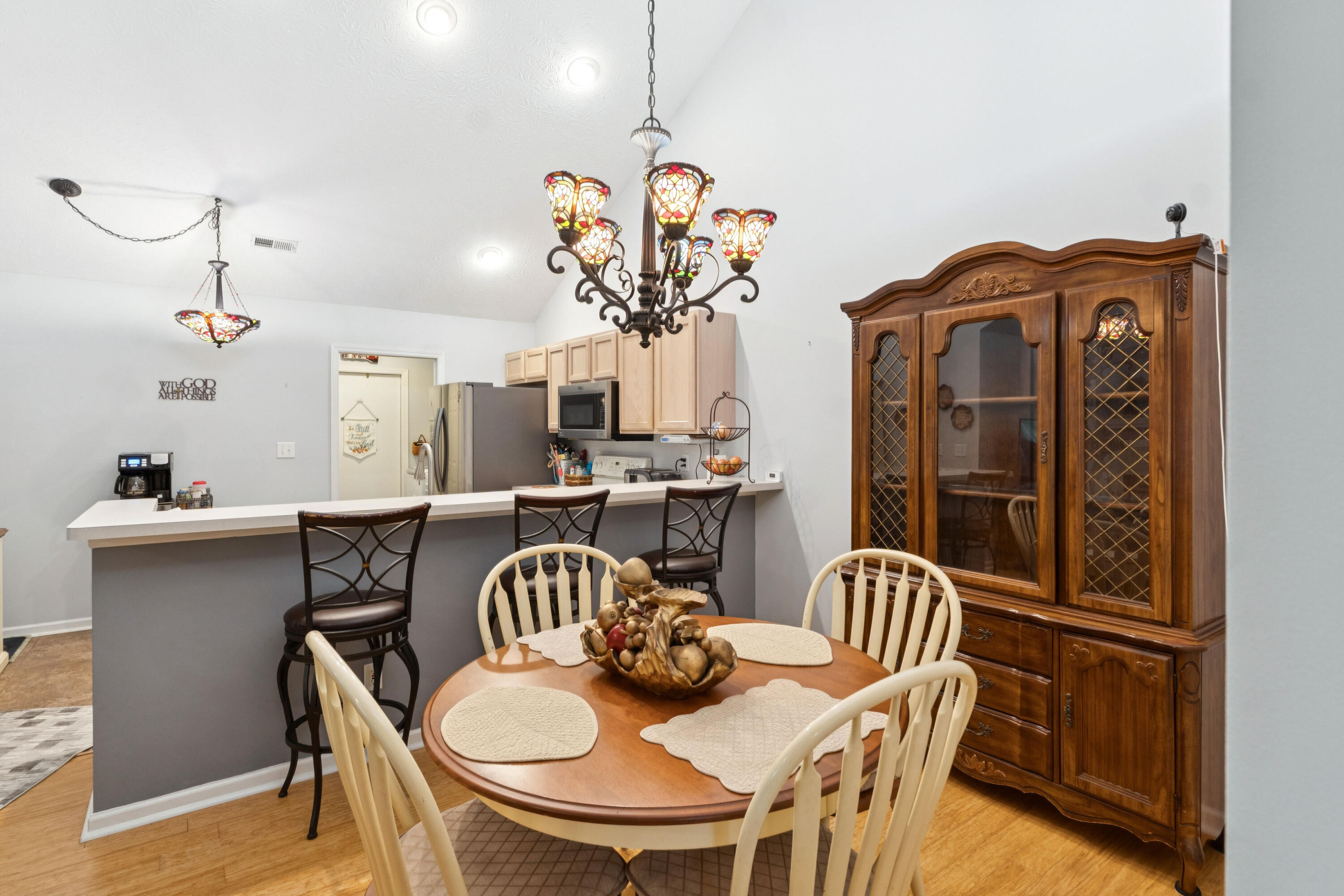2690 Prestwick Village, Springfield, Ohio 45503