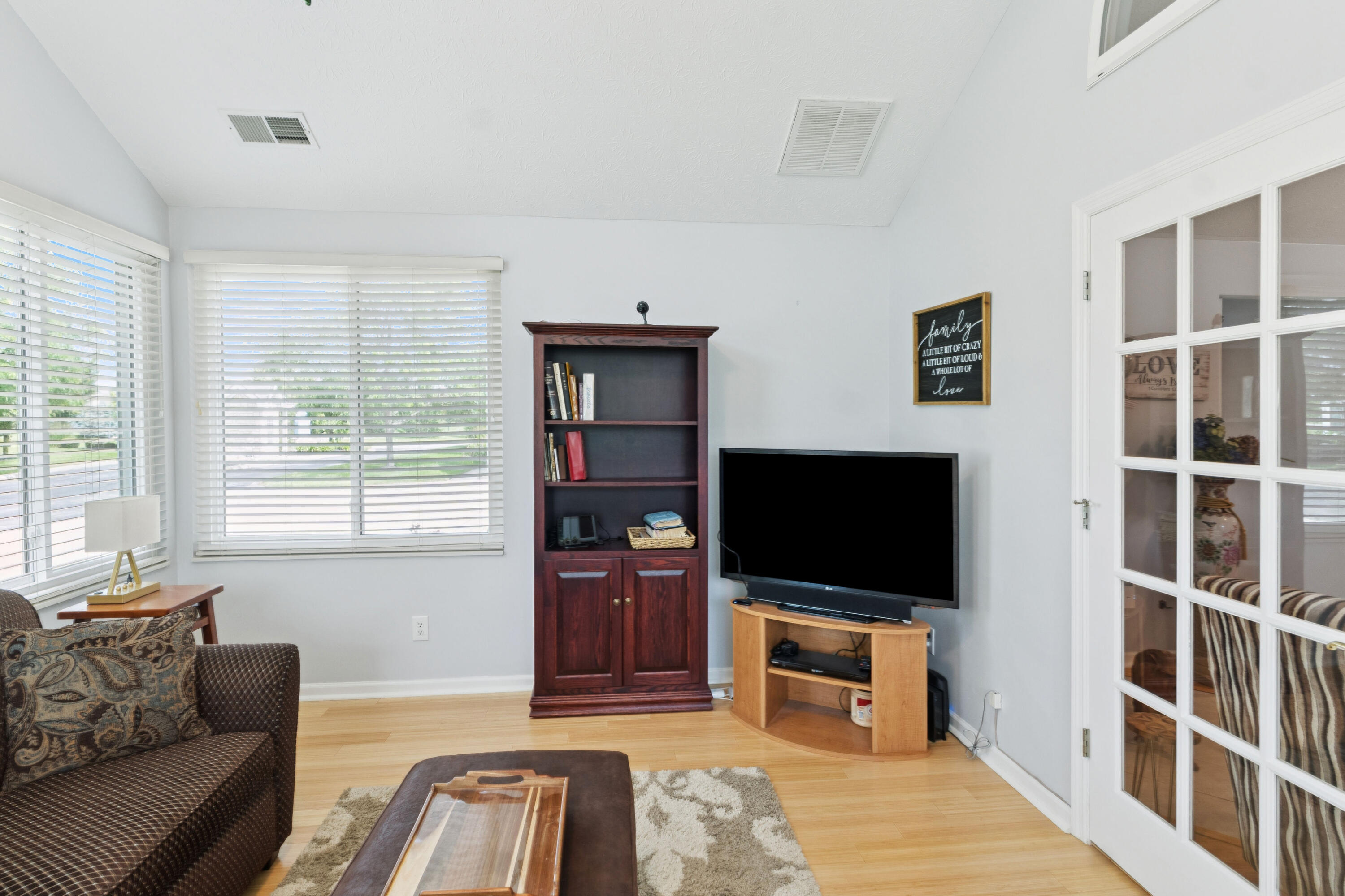 2690 Prestwick Village, Springfield, Ohio 45503