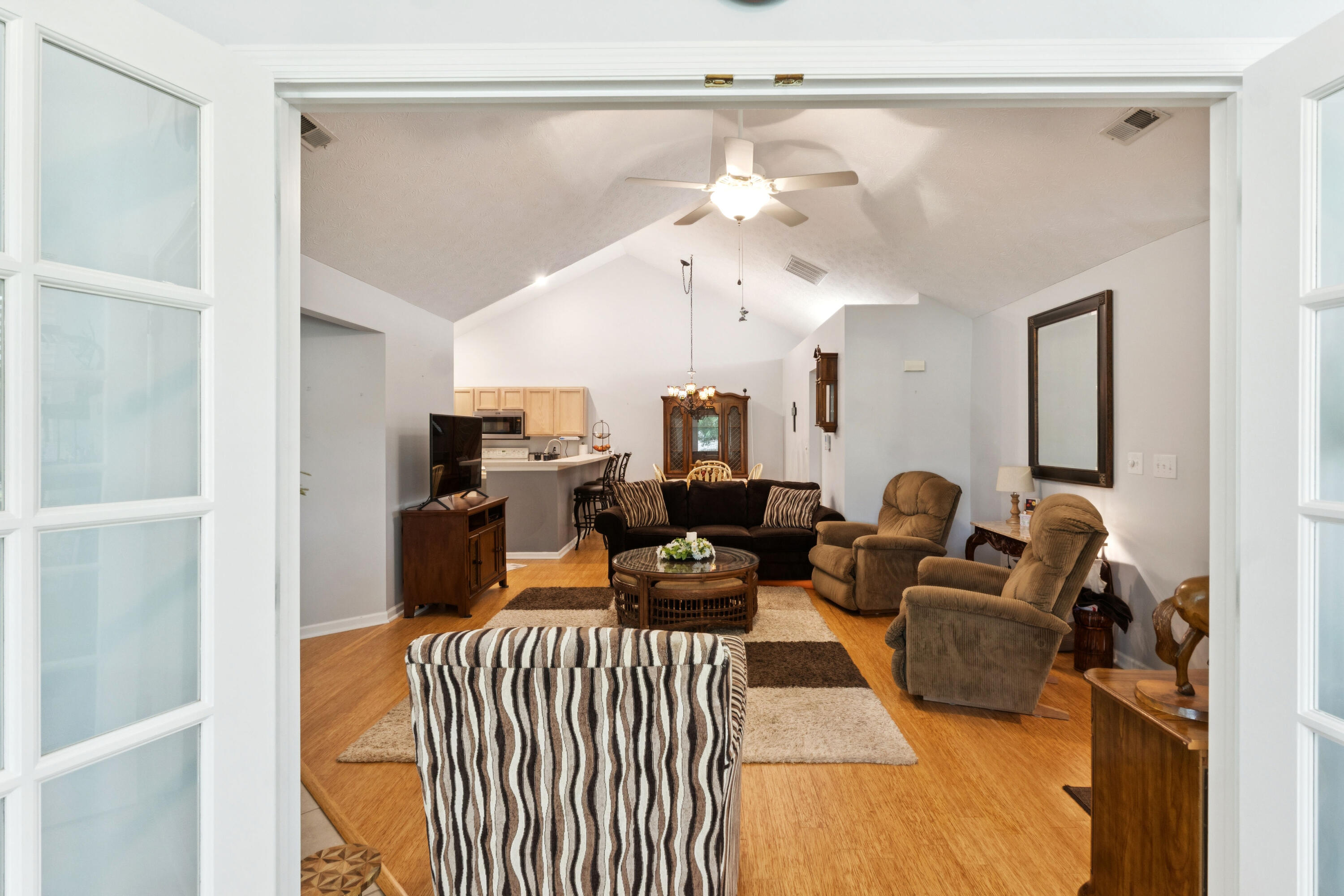 2690 Prestwick Village, Springfield, Ohio 45503