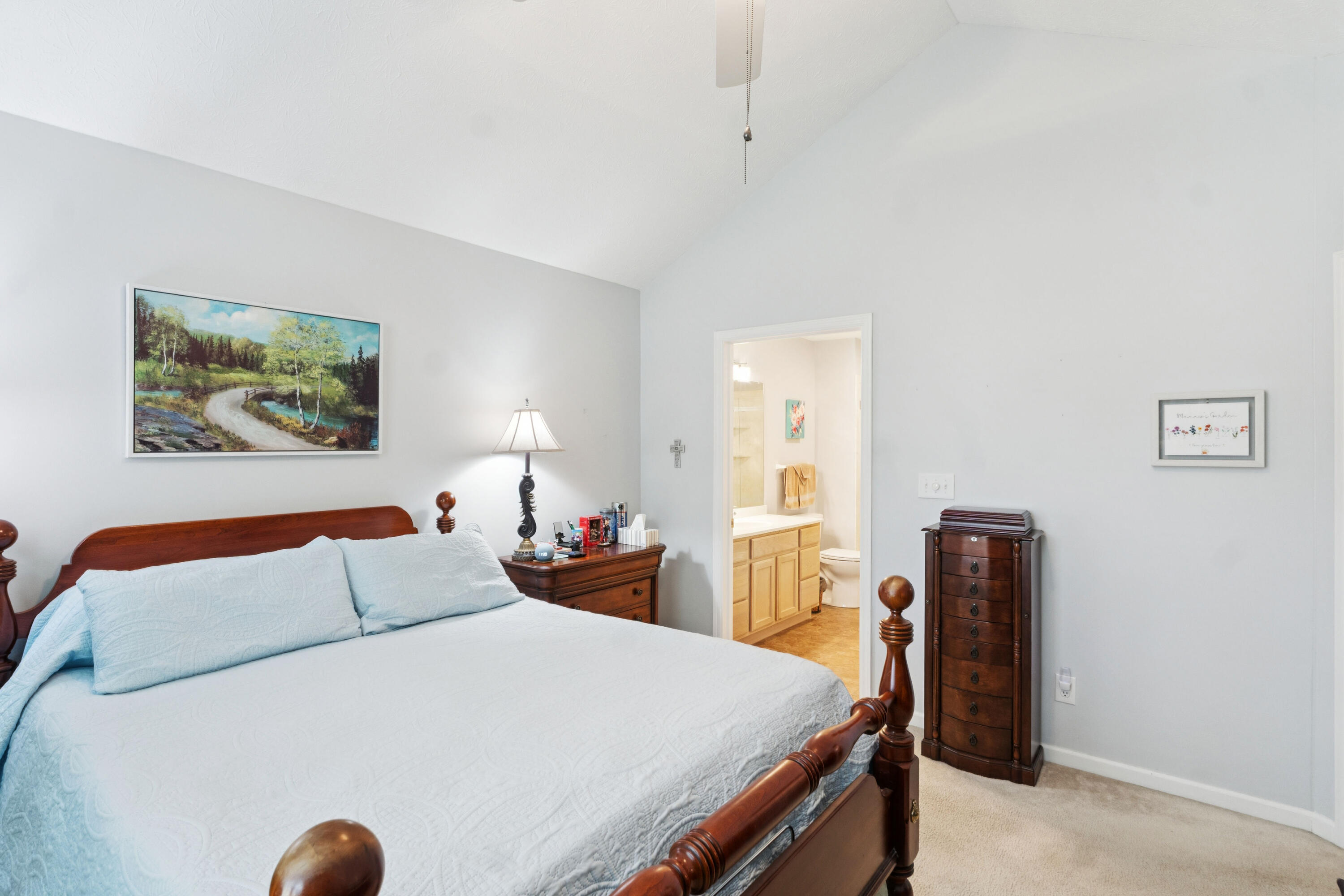 2690 Prestwick Village, Springfield, Ohio 45503