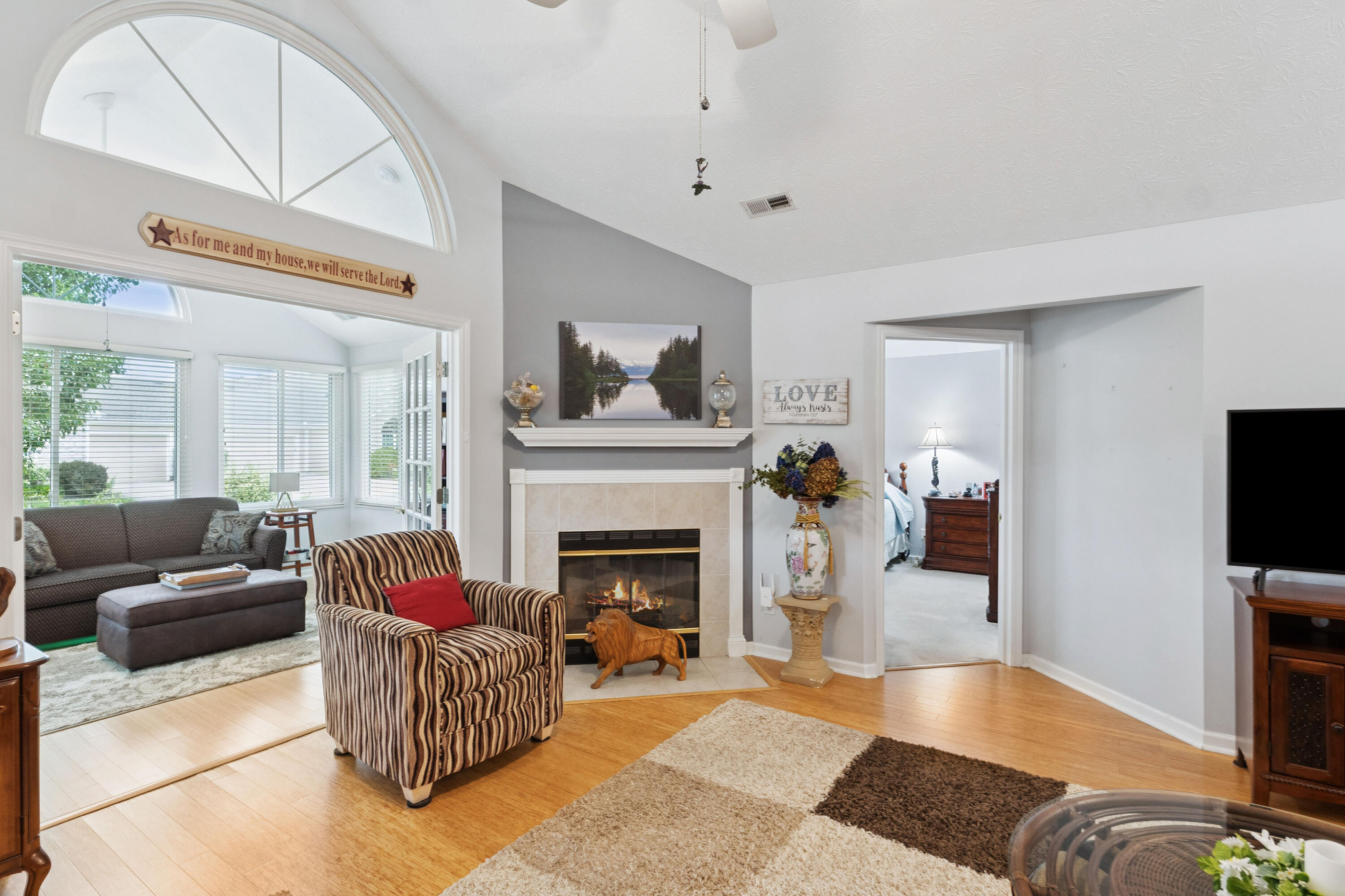 2690 Prestwick Village, Springfield, Ohio 45503