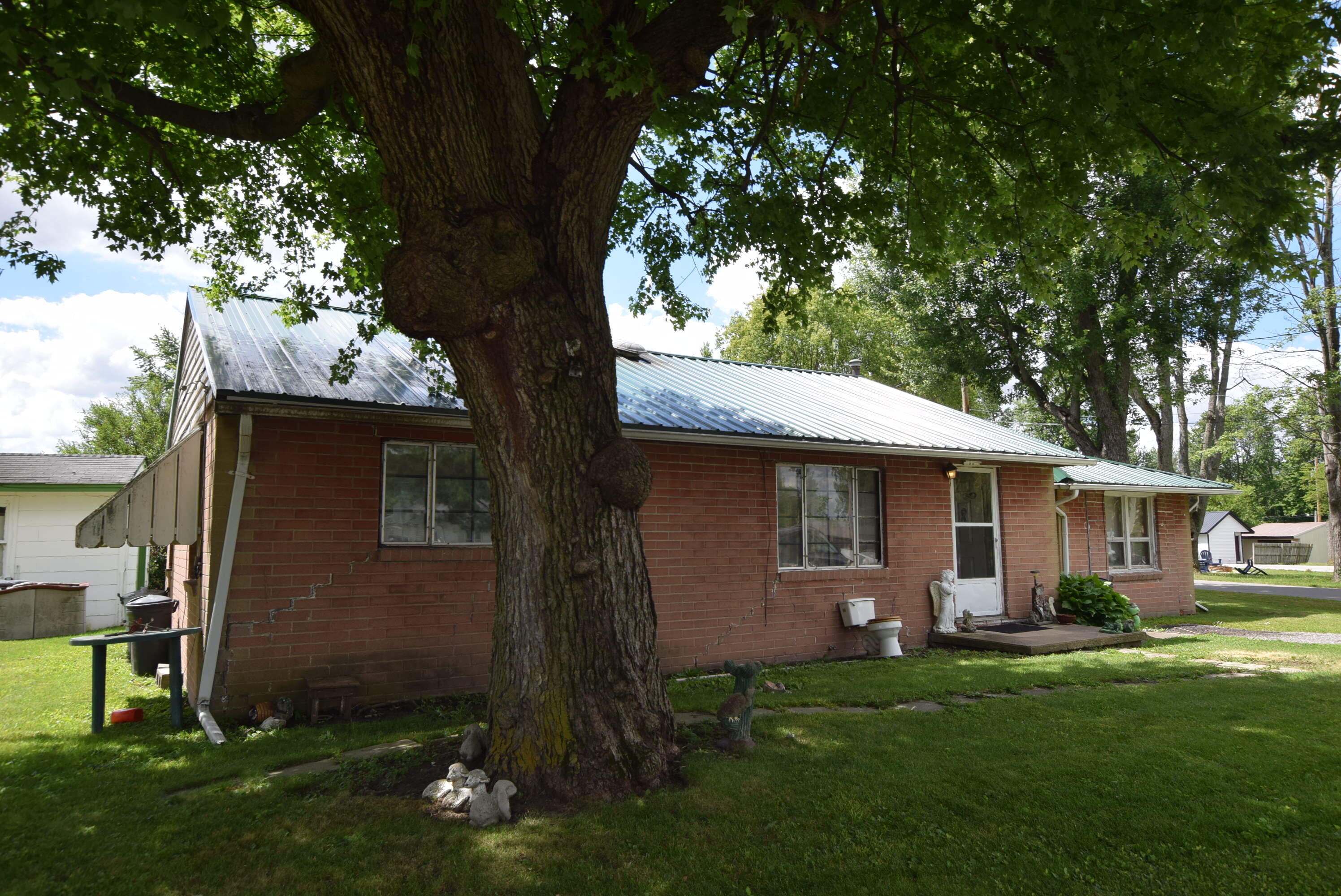 302 Elliot, Russells Point, Ohio 43348