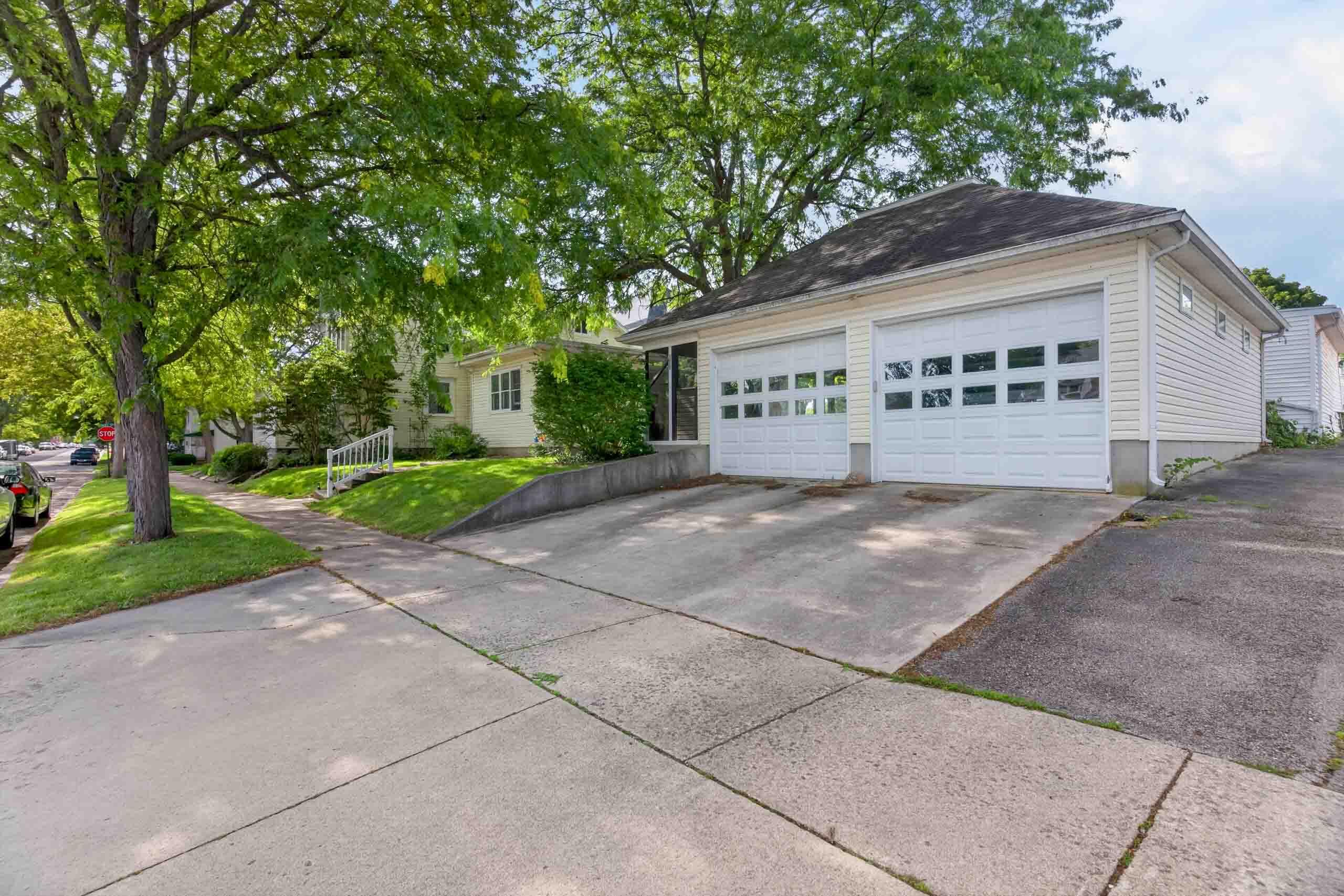 101 Court, Wapakoneta, Ohio 45895