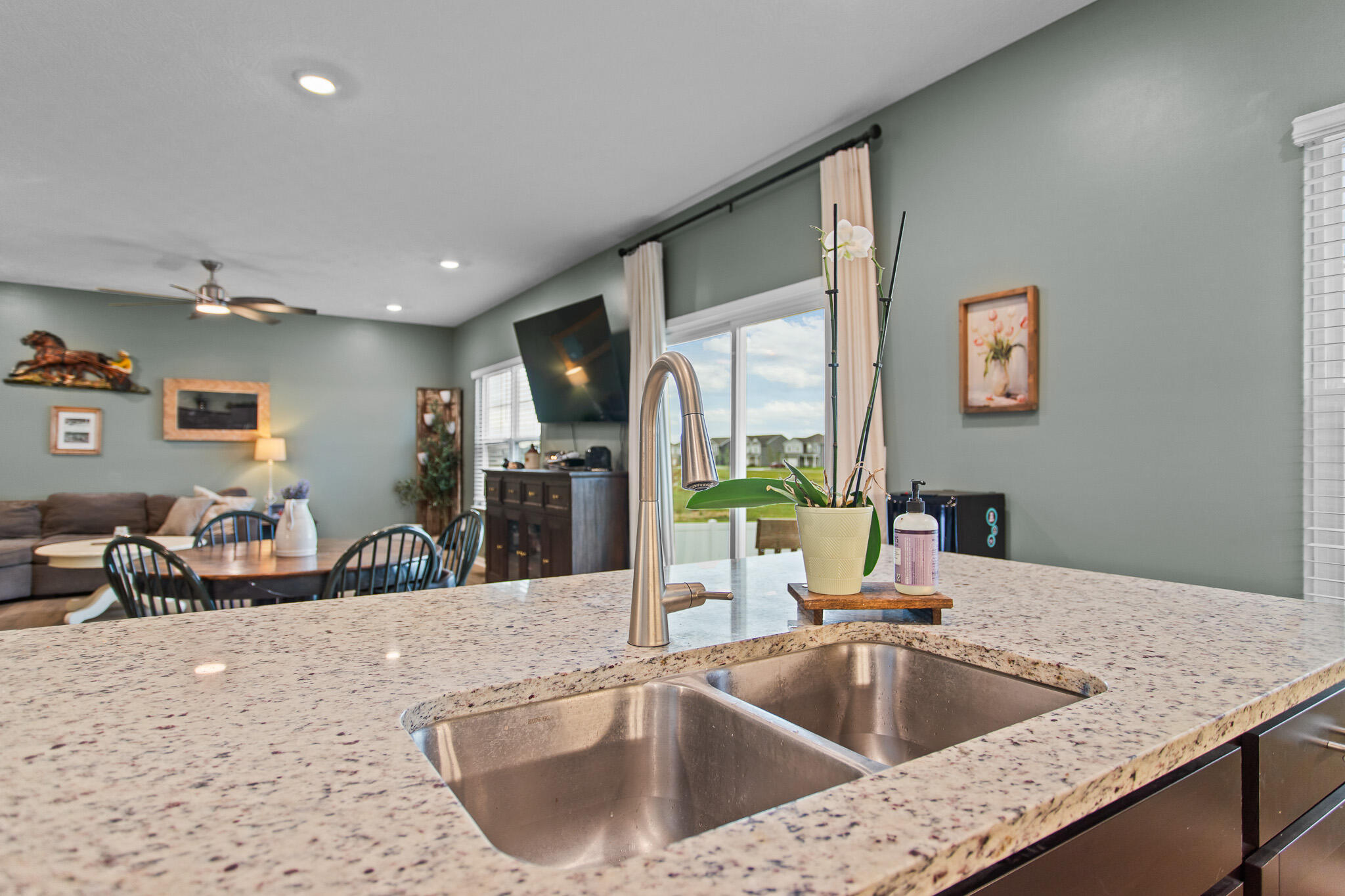 750 Leslie, Plain City, Ohio 43064
