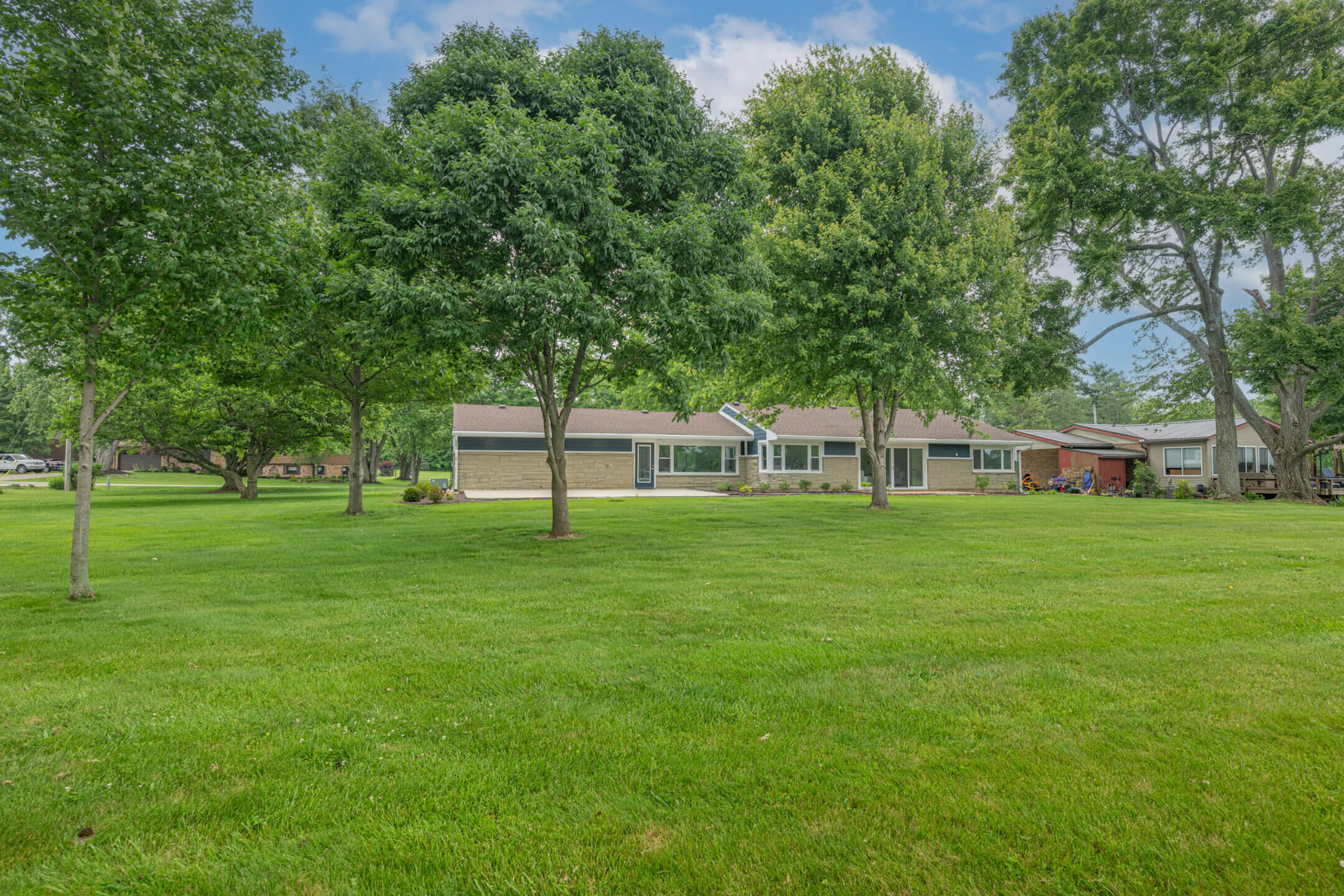 1091 Sylvan Shores, South Vienna, Ohio 45369
