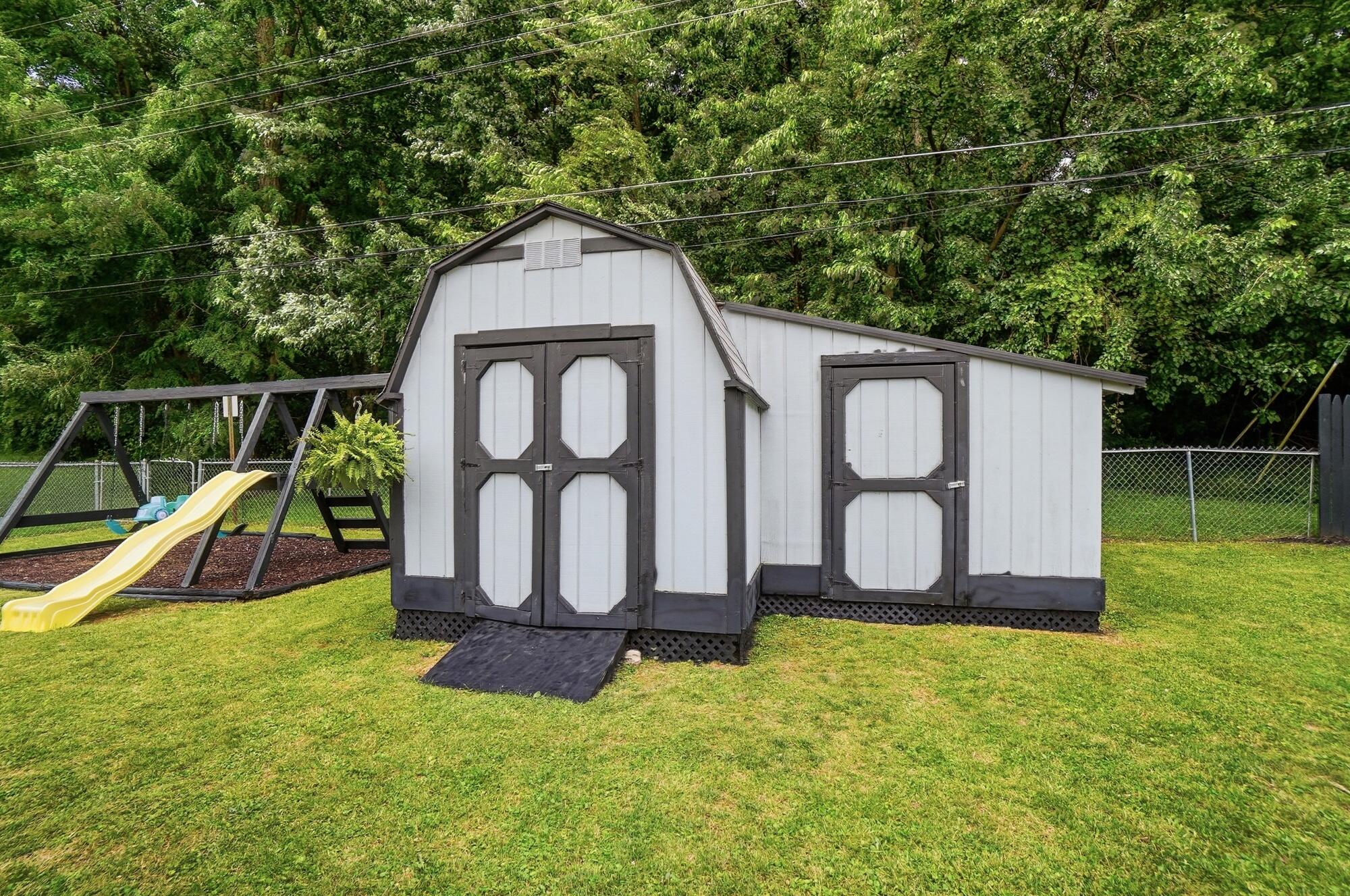 413 Lincoln, New Paris, Ohio 45347