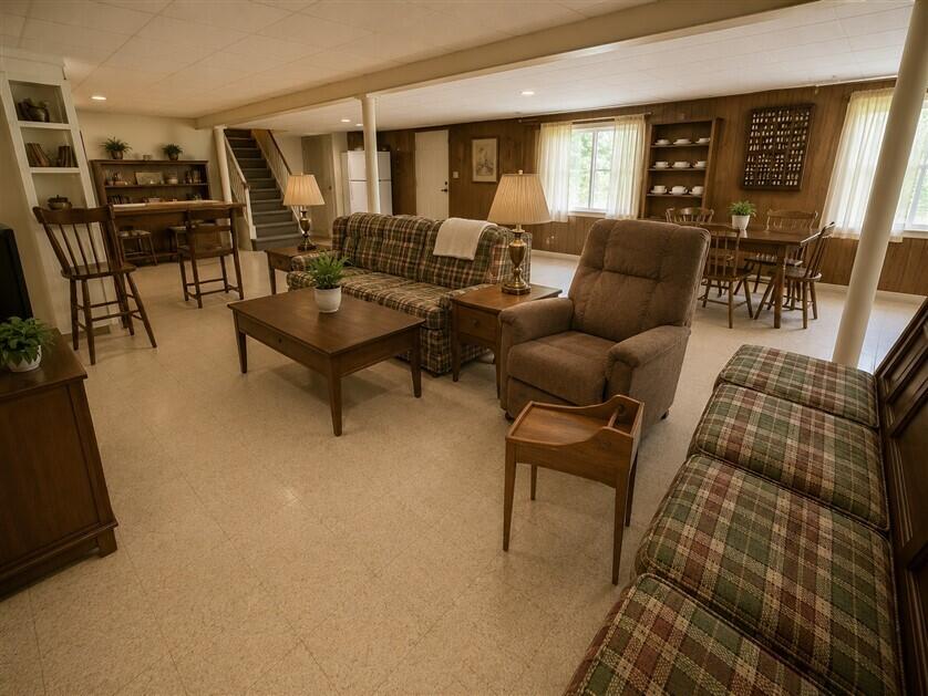 10528 State Road 227, Fountain City, Indiana 47341
