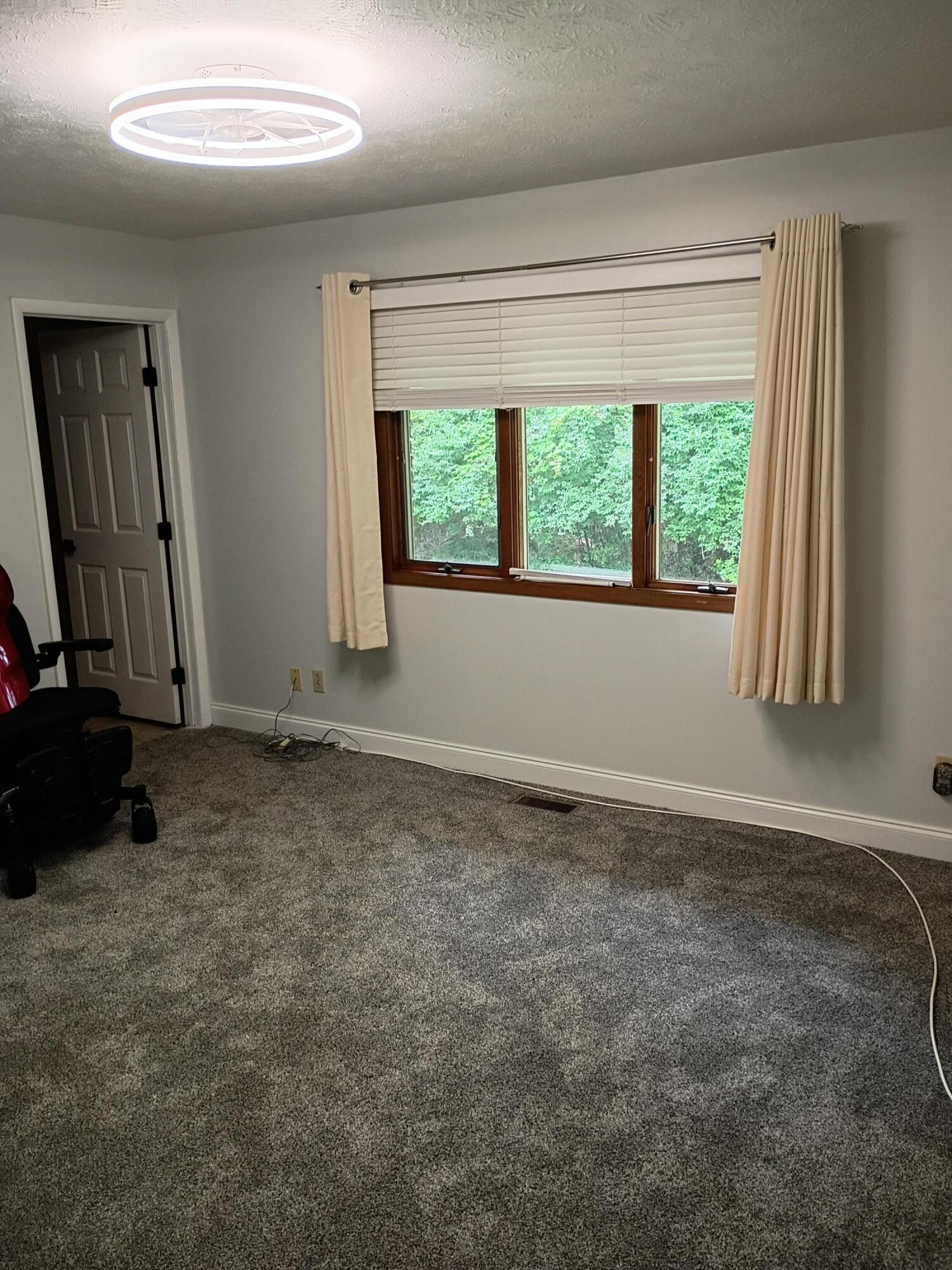 541 Argonne, Springfield, Ohio 45503