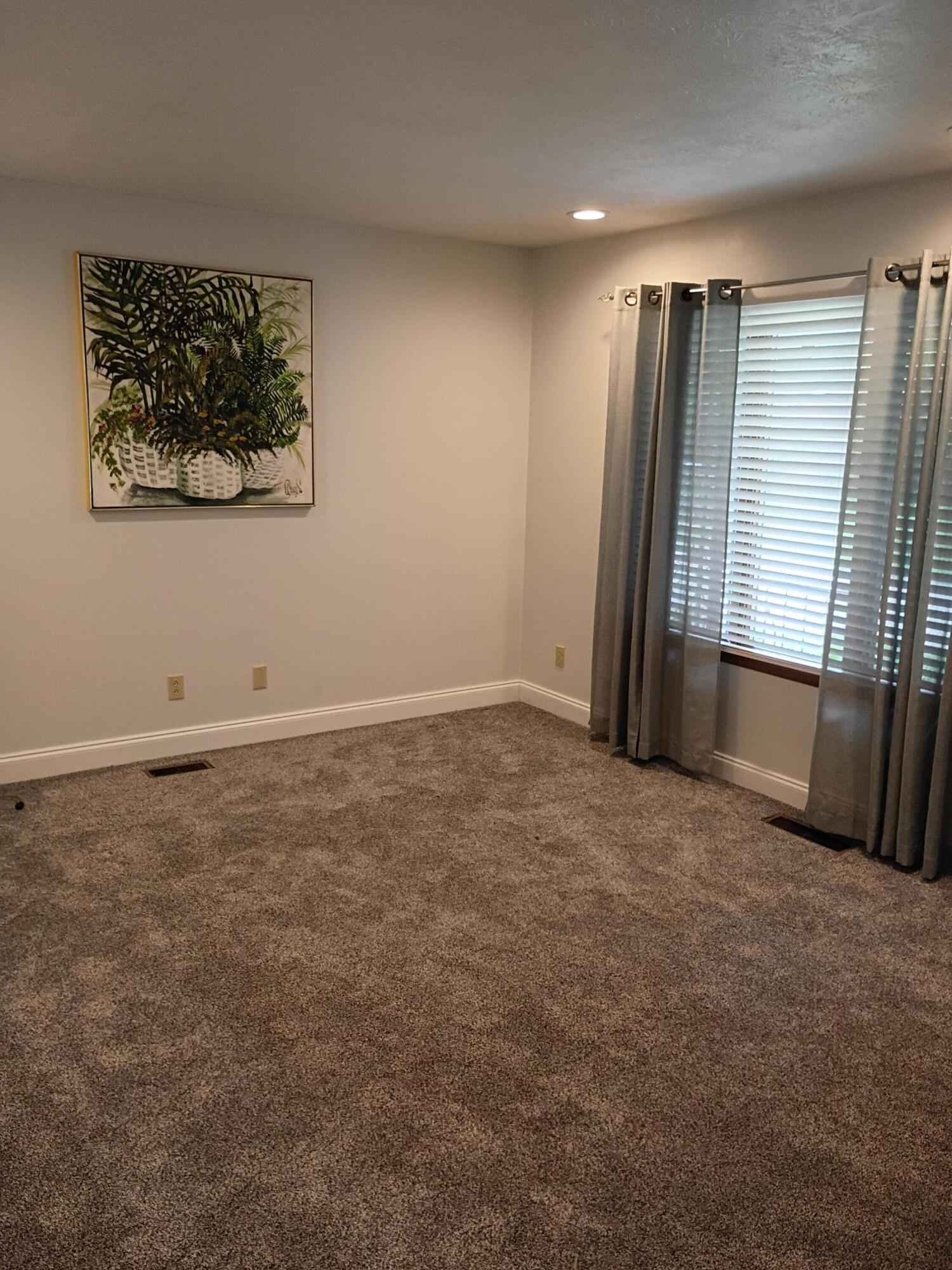541 Argonne, Springfield, Ohio 45503