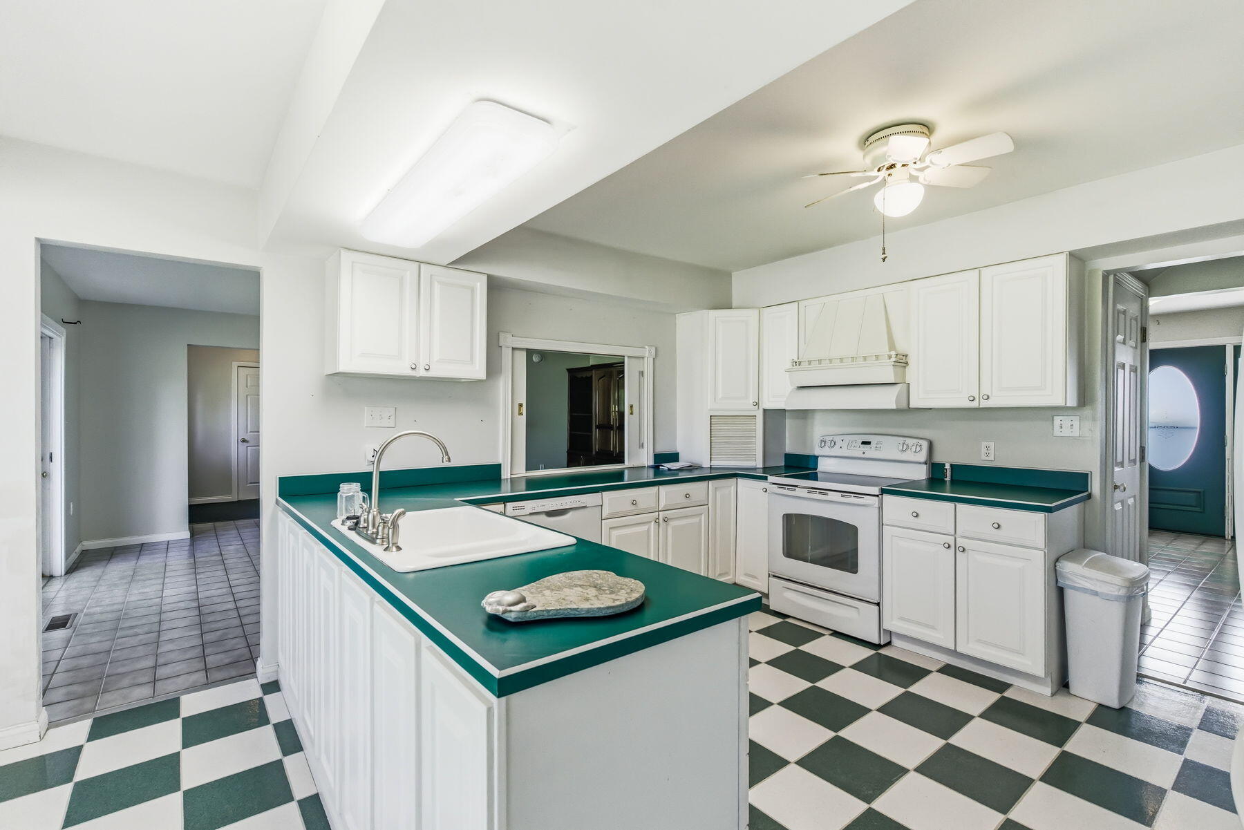 120 Watson, London, Ohio 43140