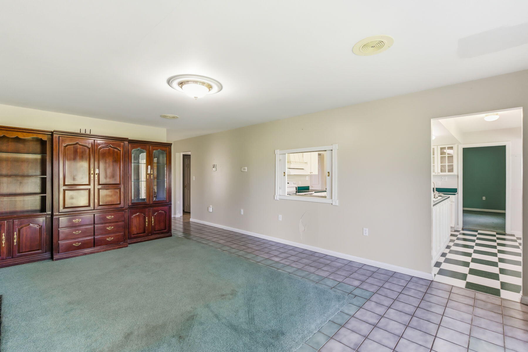 120 Watson, London, Ohio 43140