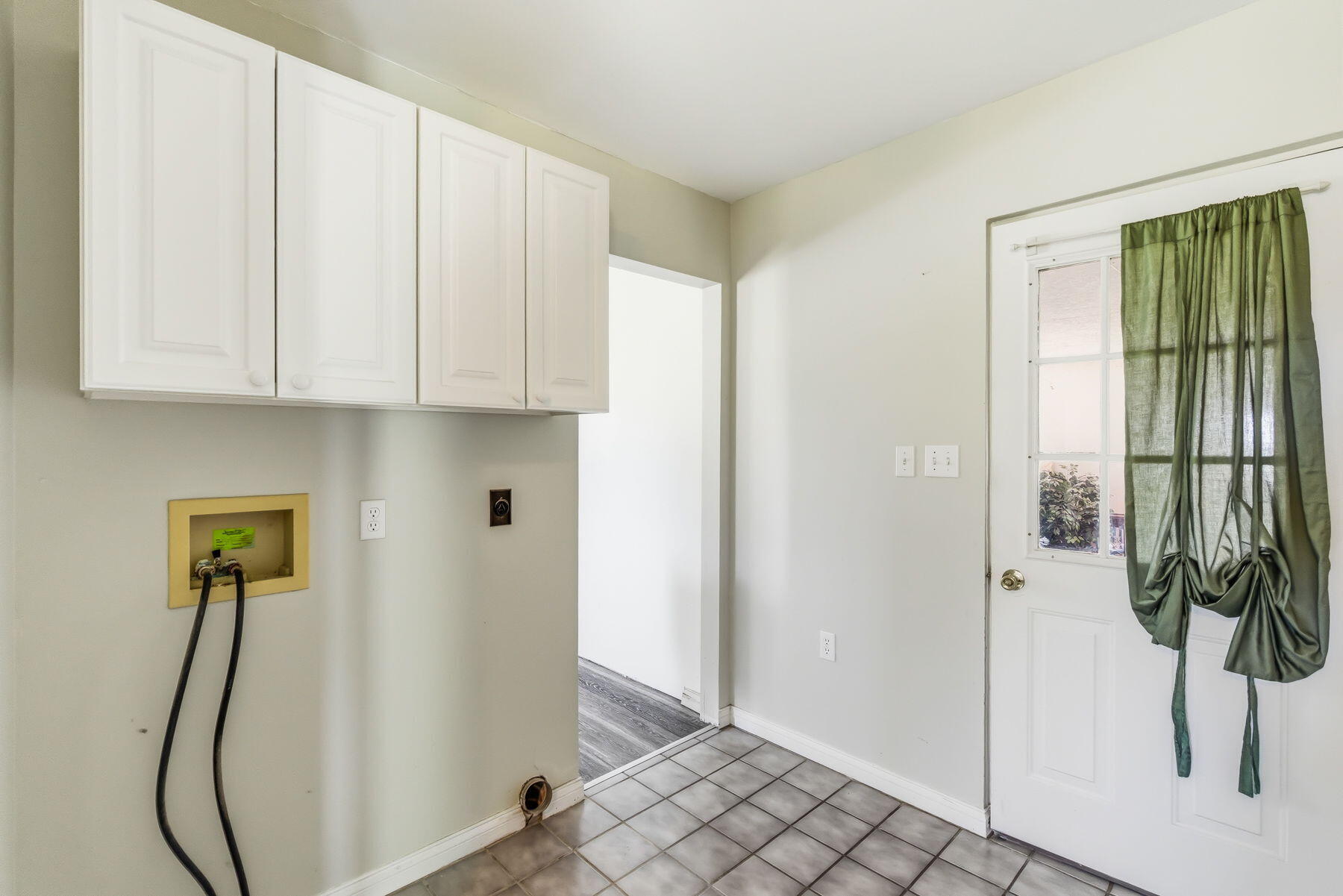 120 Watson, London, Ohio 43140