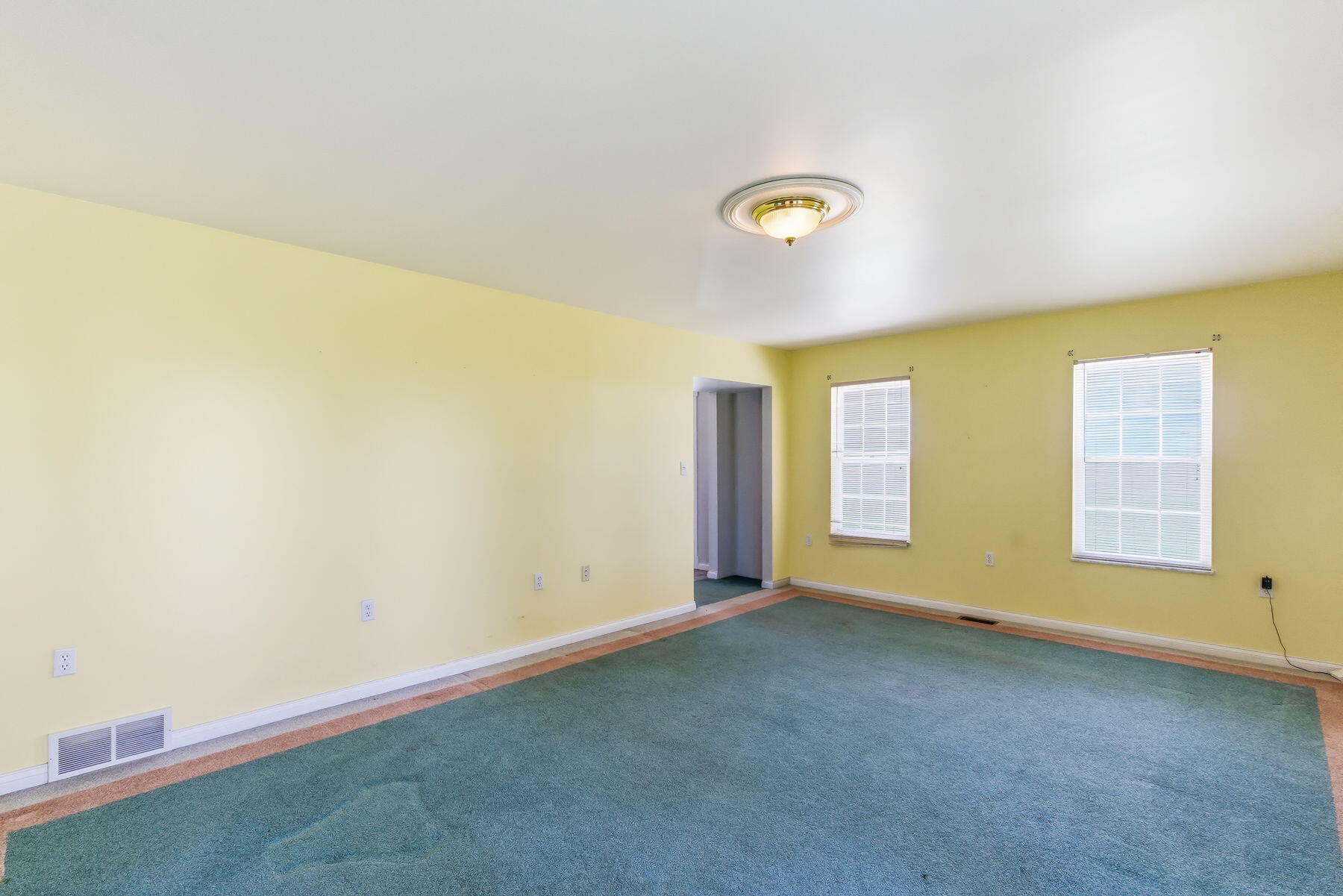120 Watson, London, Ohio 43140