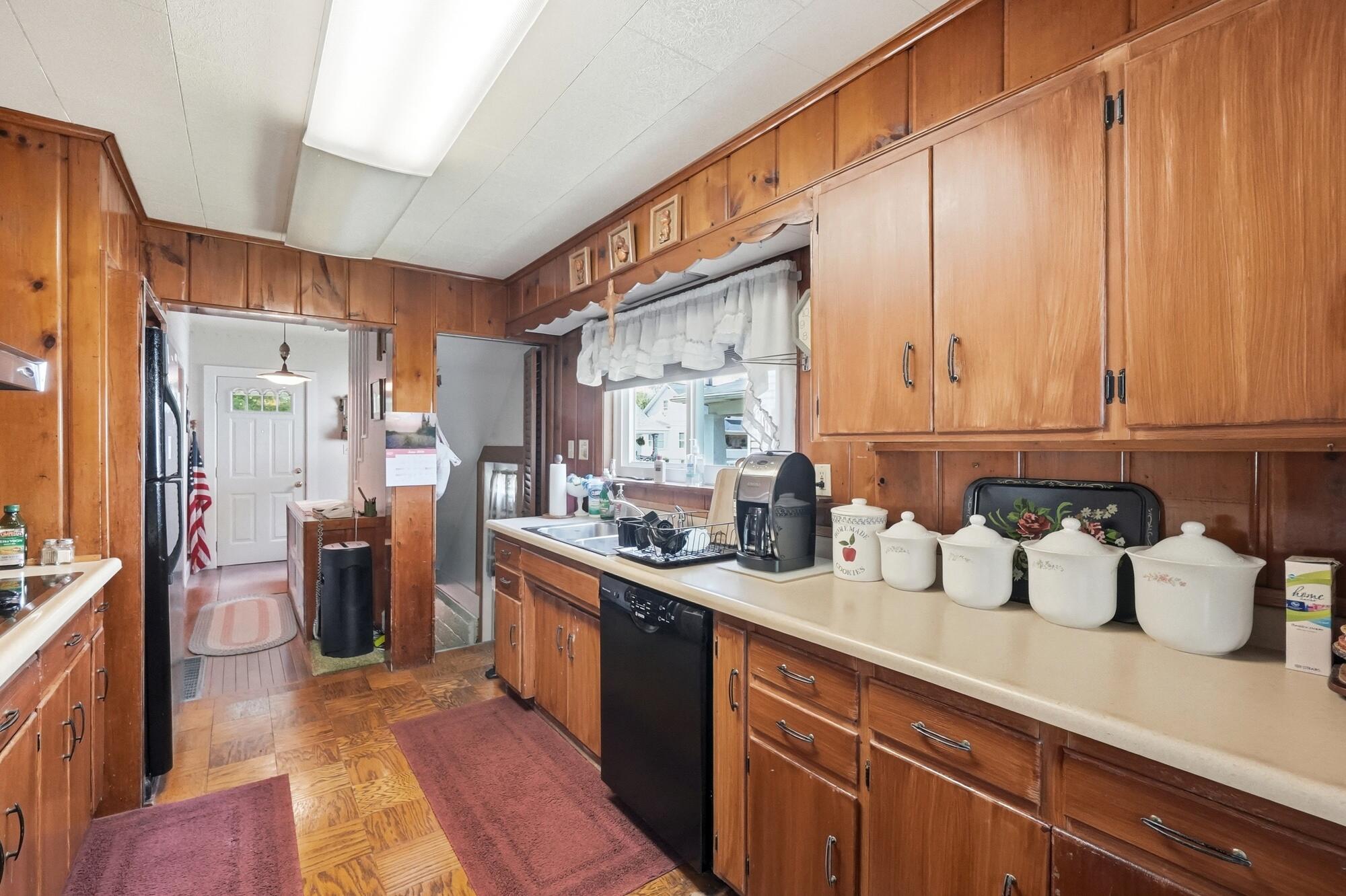 204 Belleaire, Springfield, Ohio 45503