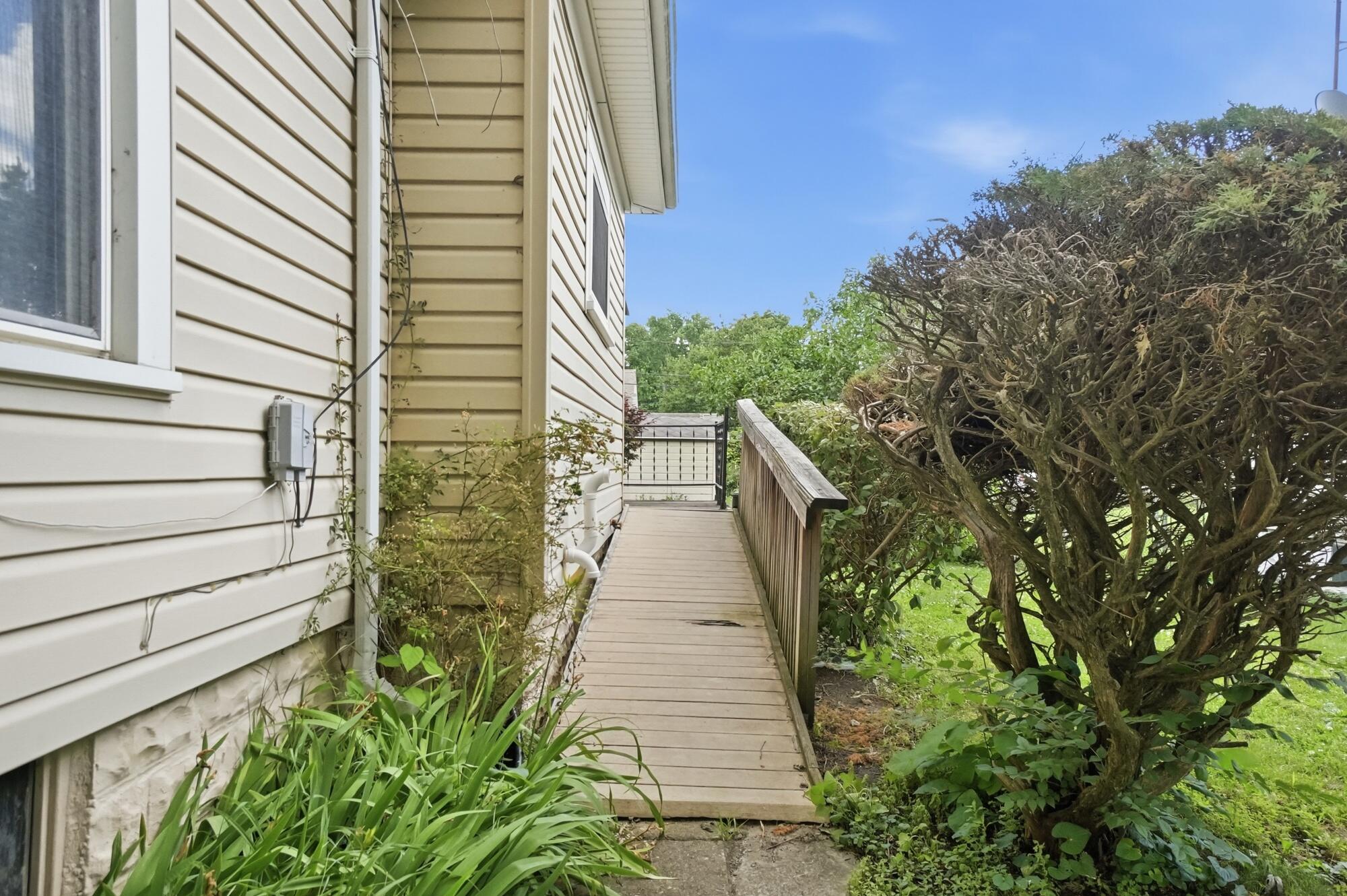 204 Belleaire, Springfield, Ohio 45503