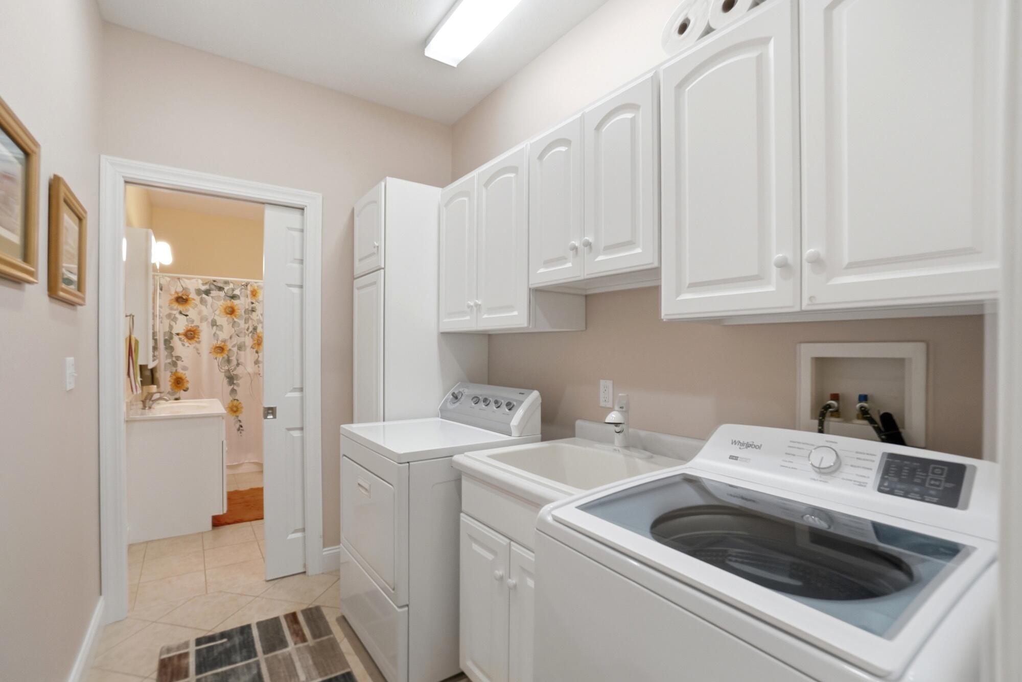 5562 Hidden Shores, Celina, Ohio 45822