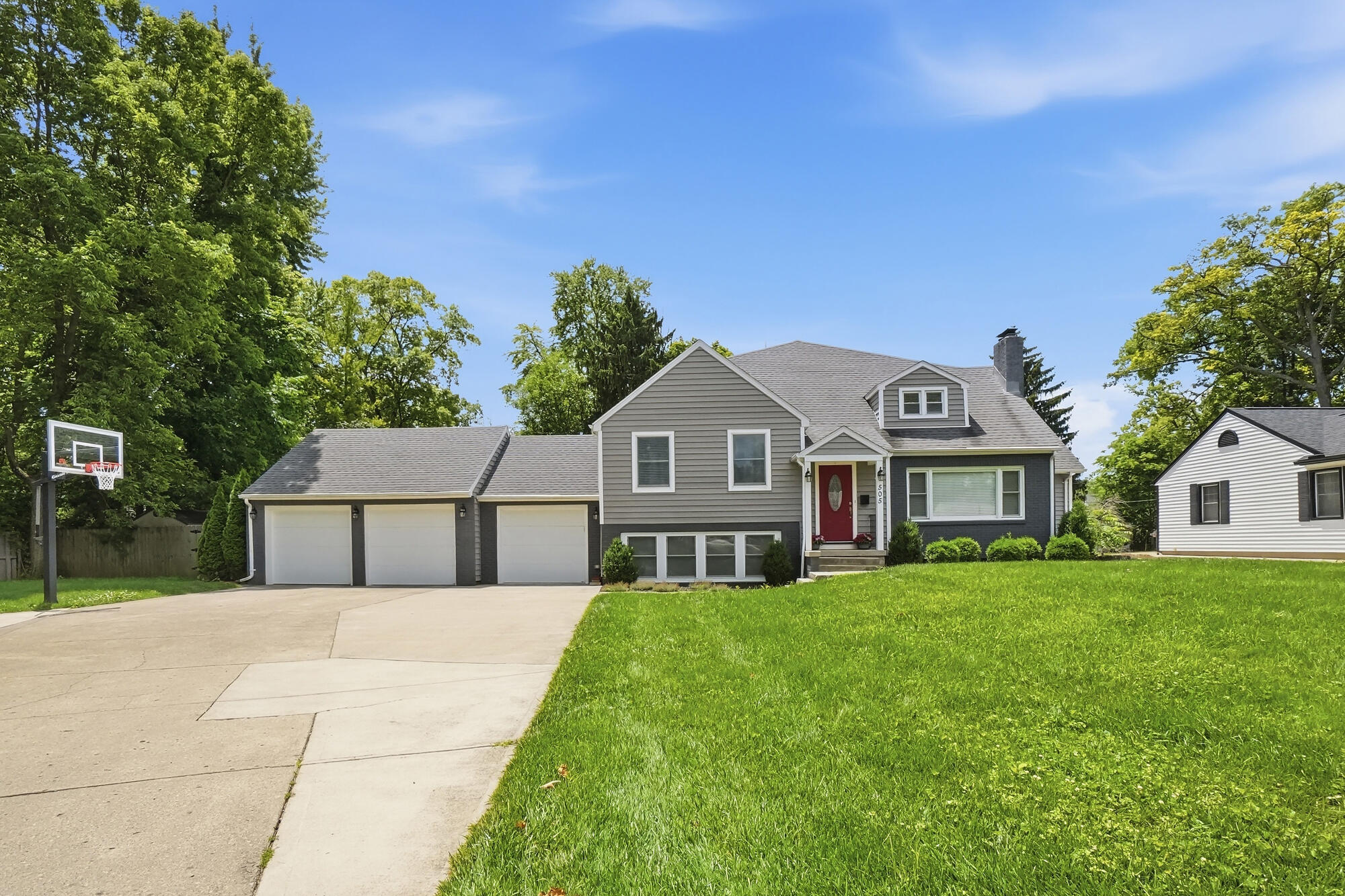 505 Broadmoor, Springfield, Ohio 45504