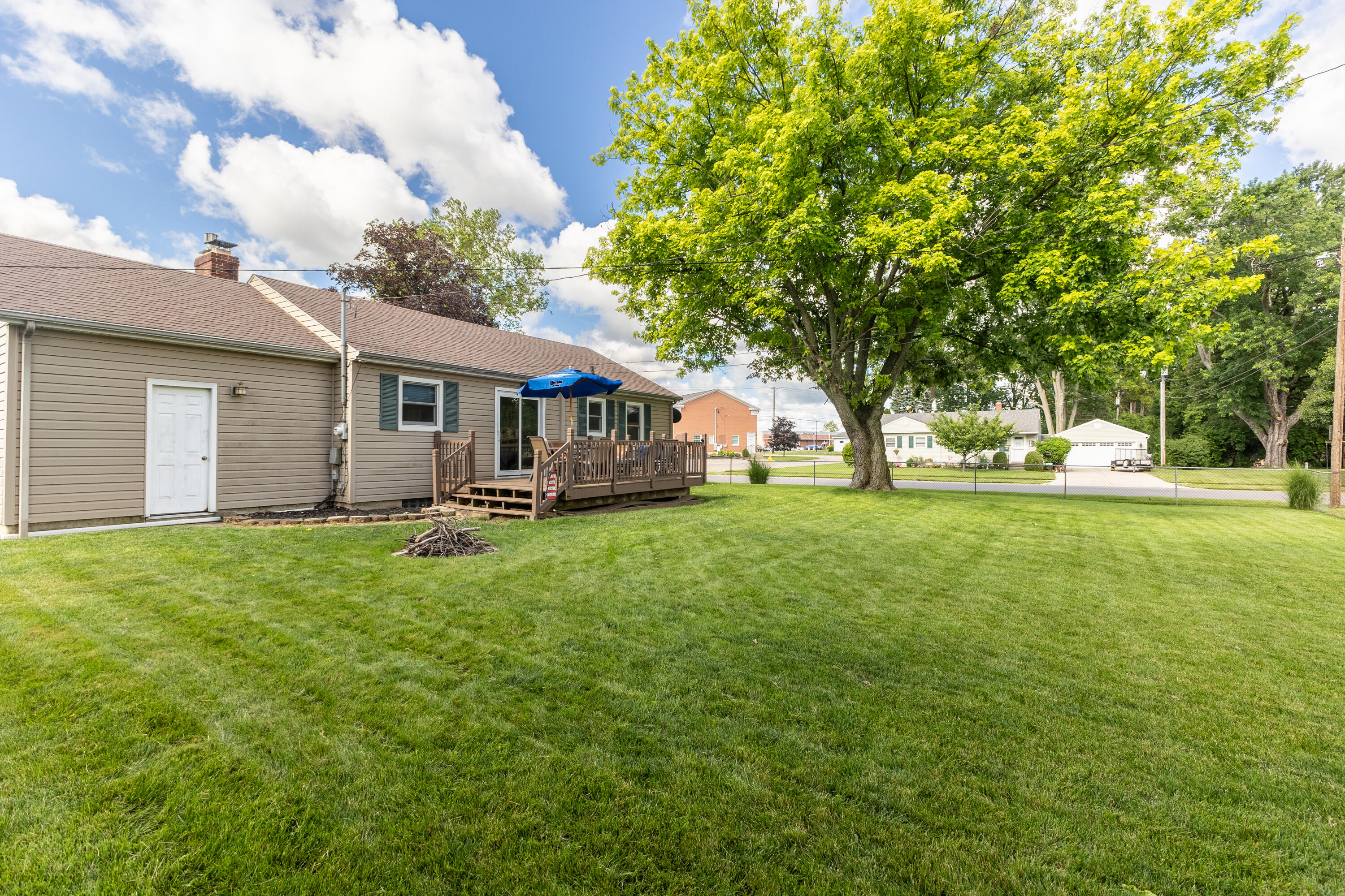 1493 Croydon, Troy, Ohio 45373
