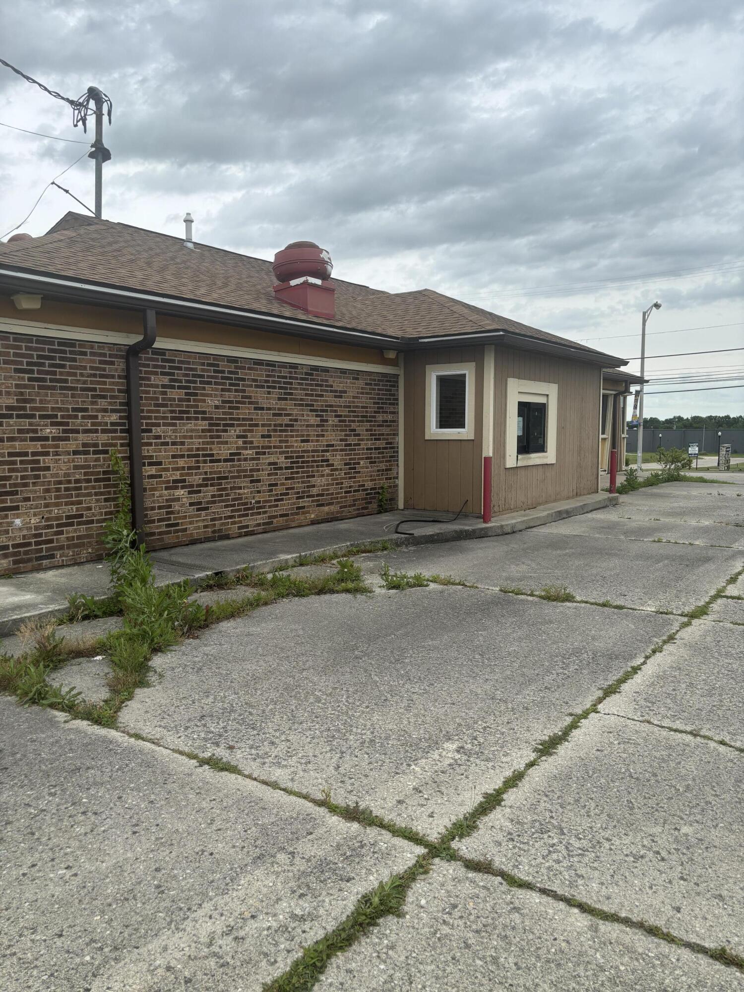 1590 Celina, Saint Marys, Ohio 45885