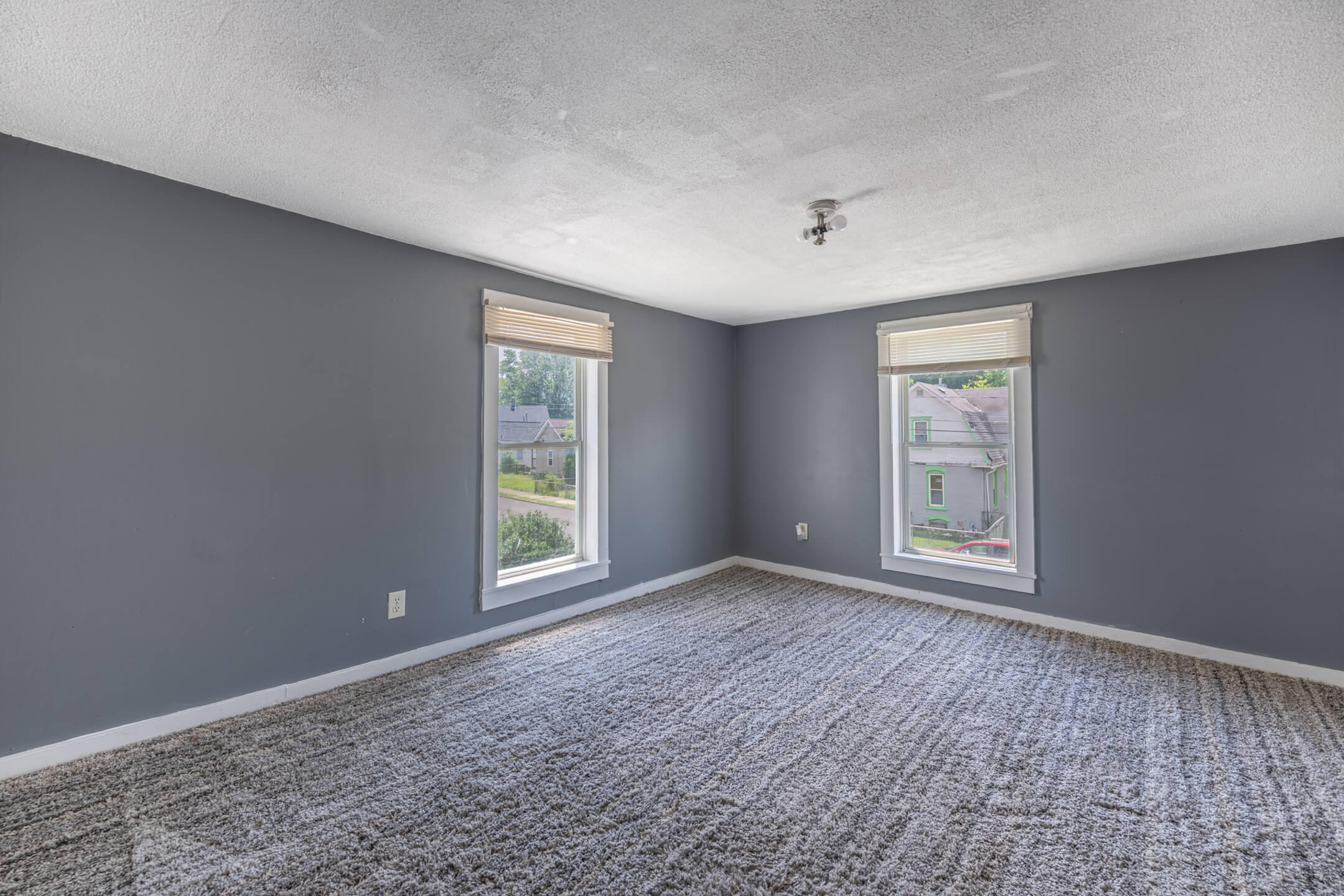 2484 Hilltop, Springfield, Ohio 45503