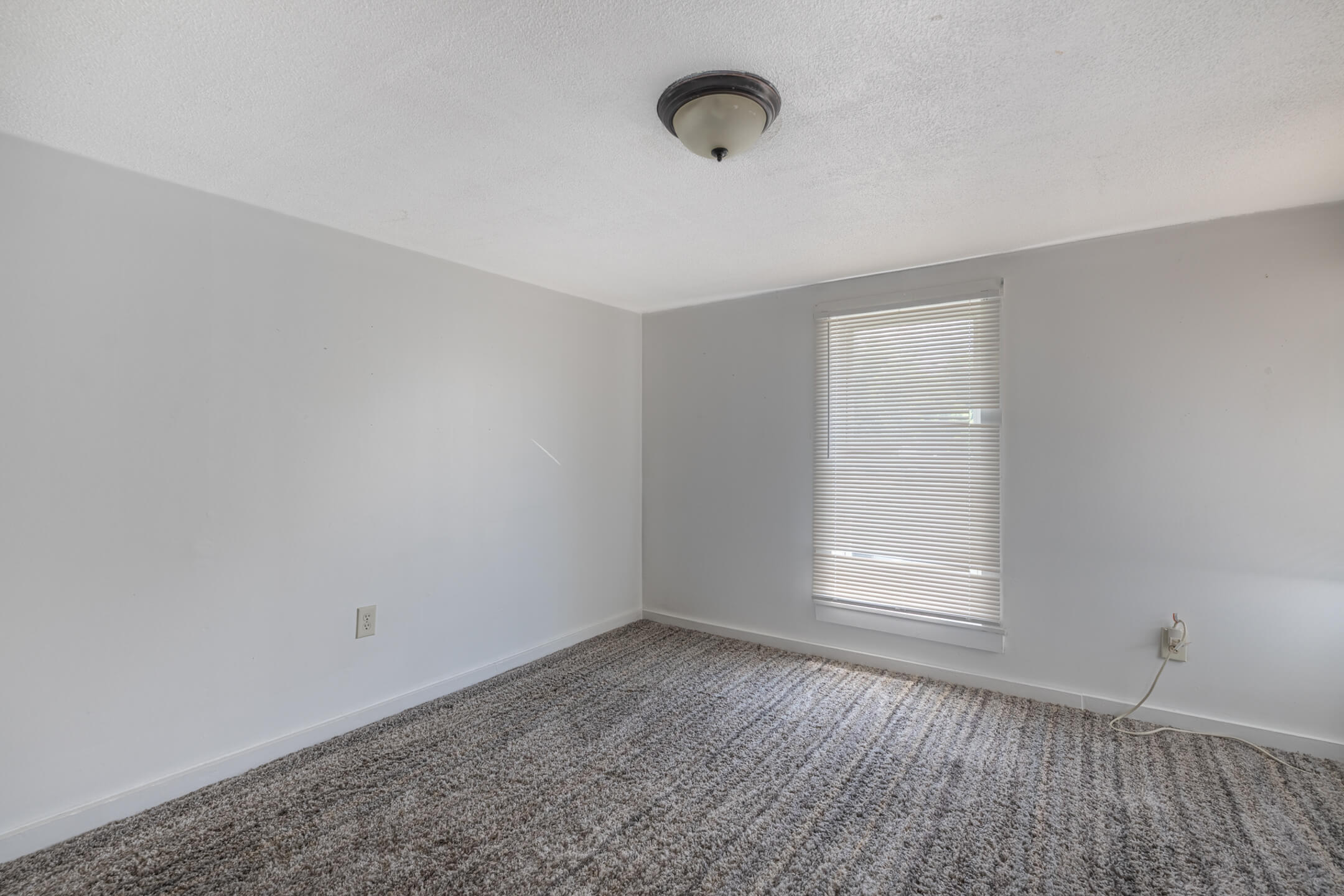 2484 Hilltop, Springfield, Ohio 45503