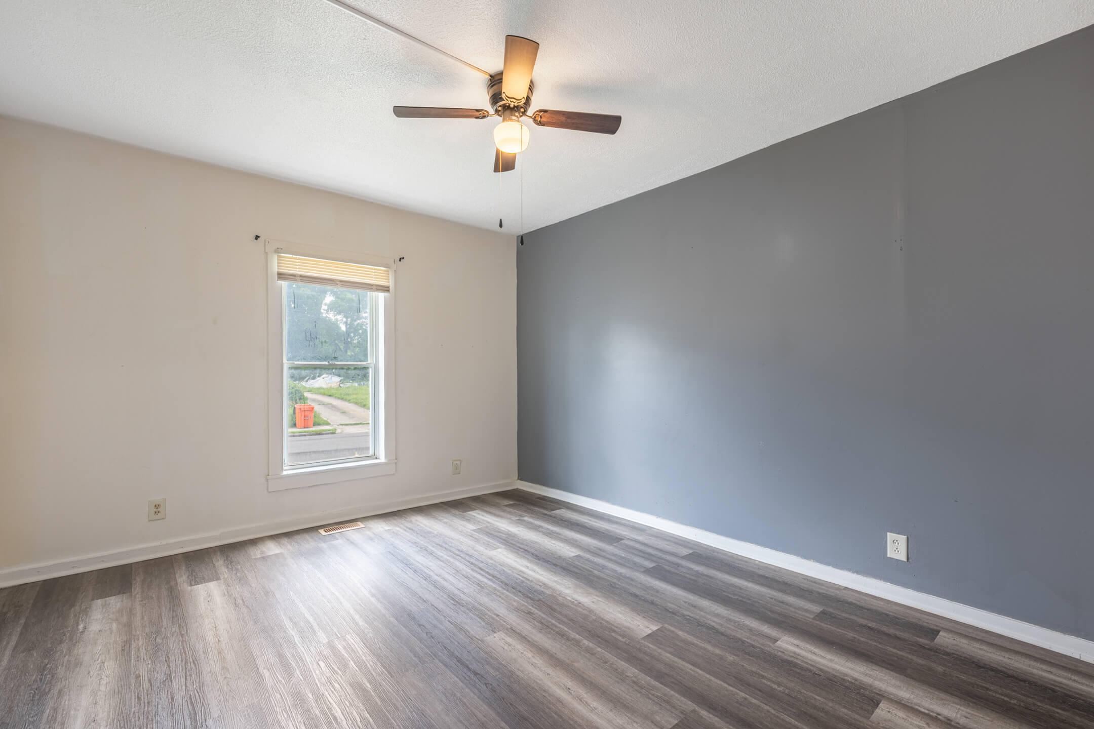 2484 Hilltop, Springfield, Ohio 45503