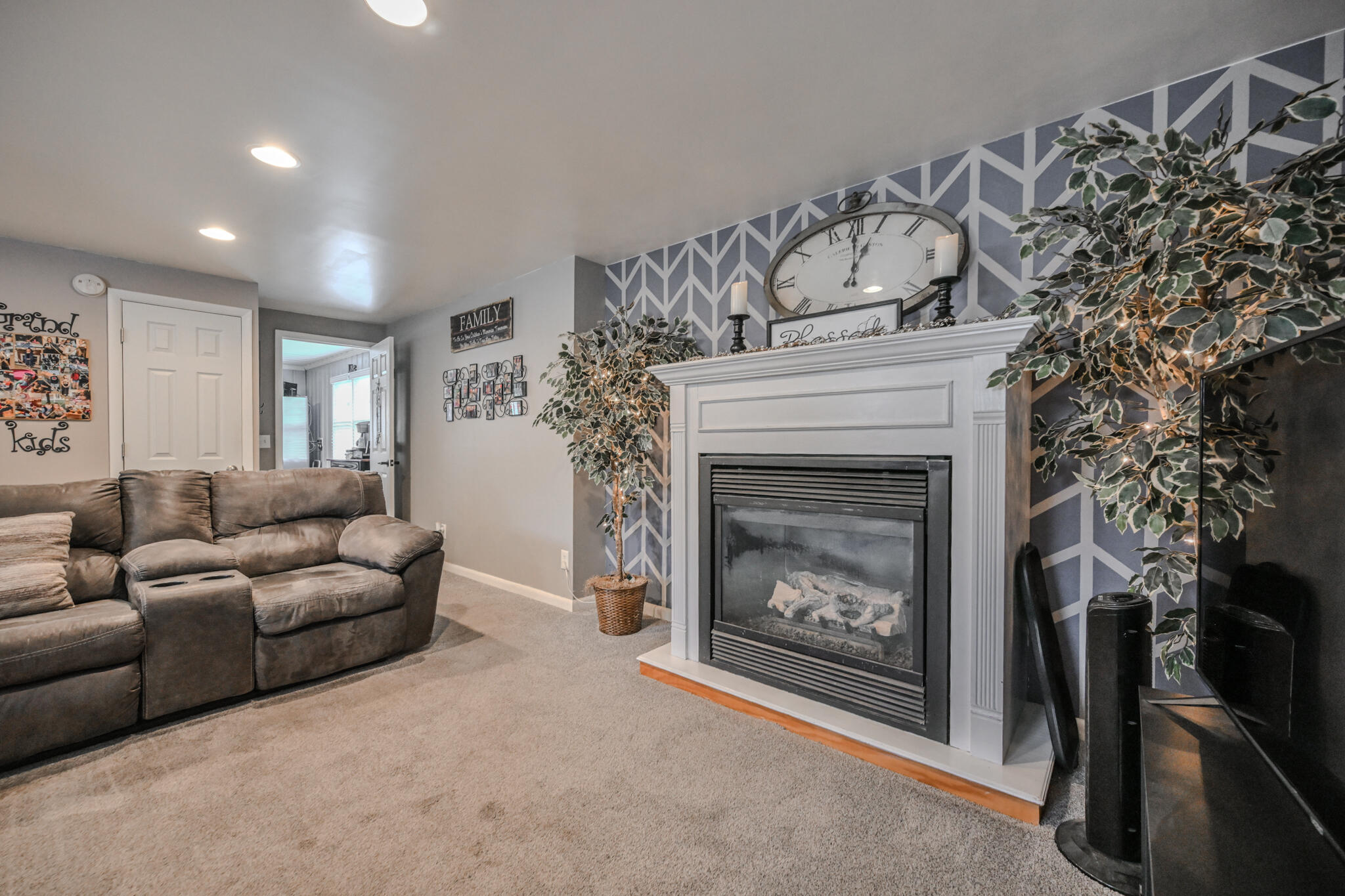 1768 Walnut, Springfield, Ohio 45504