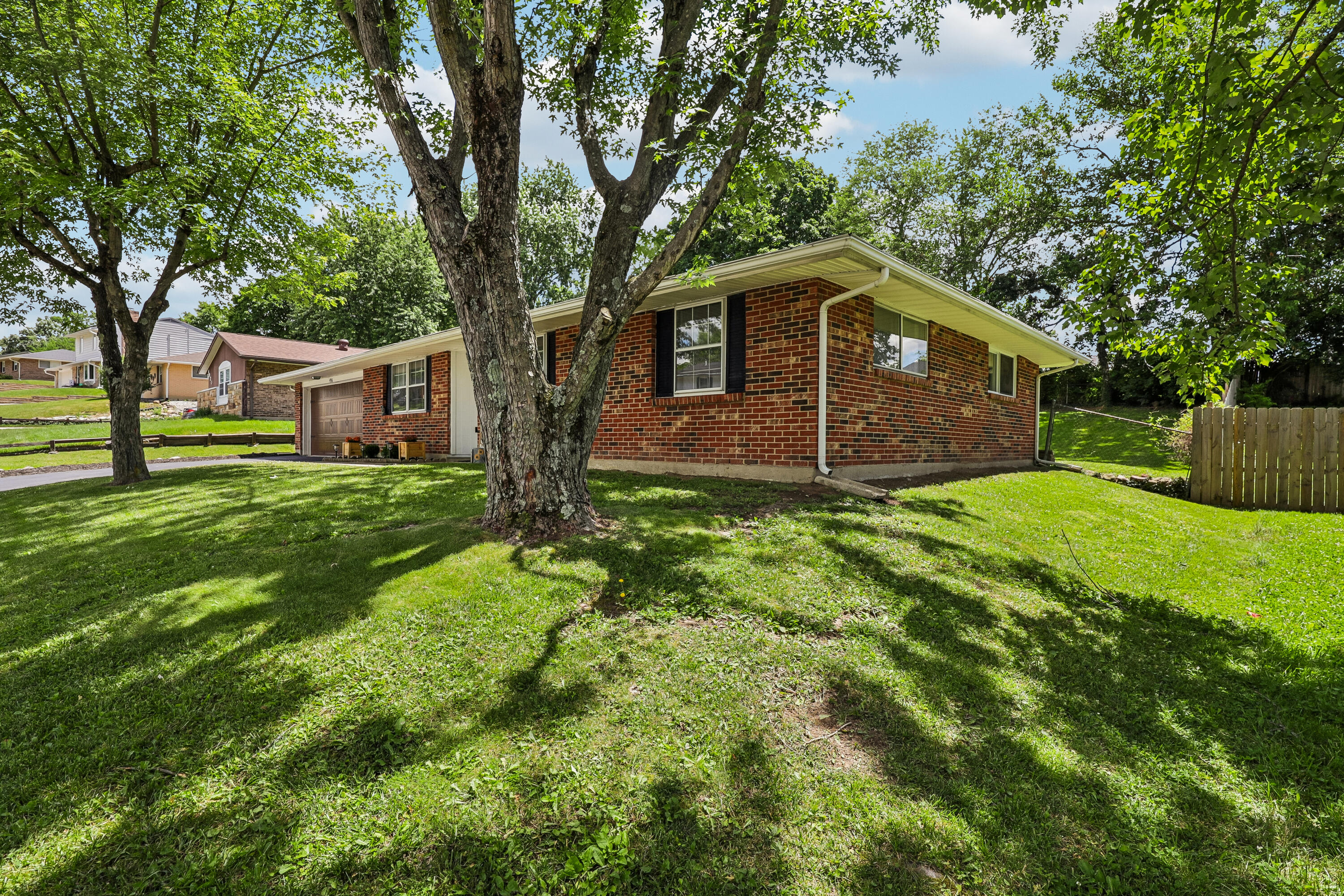4916 Arrowview, Dayton, Ohio 45424