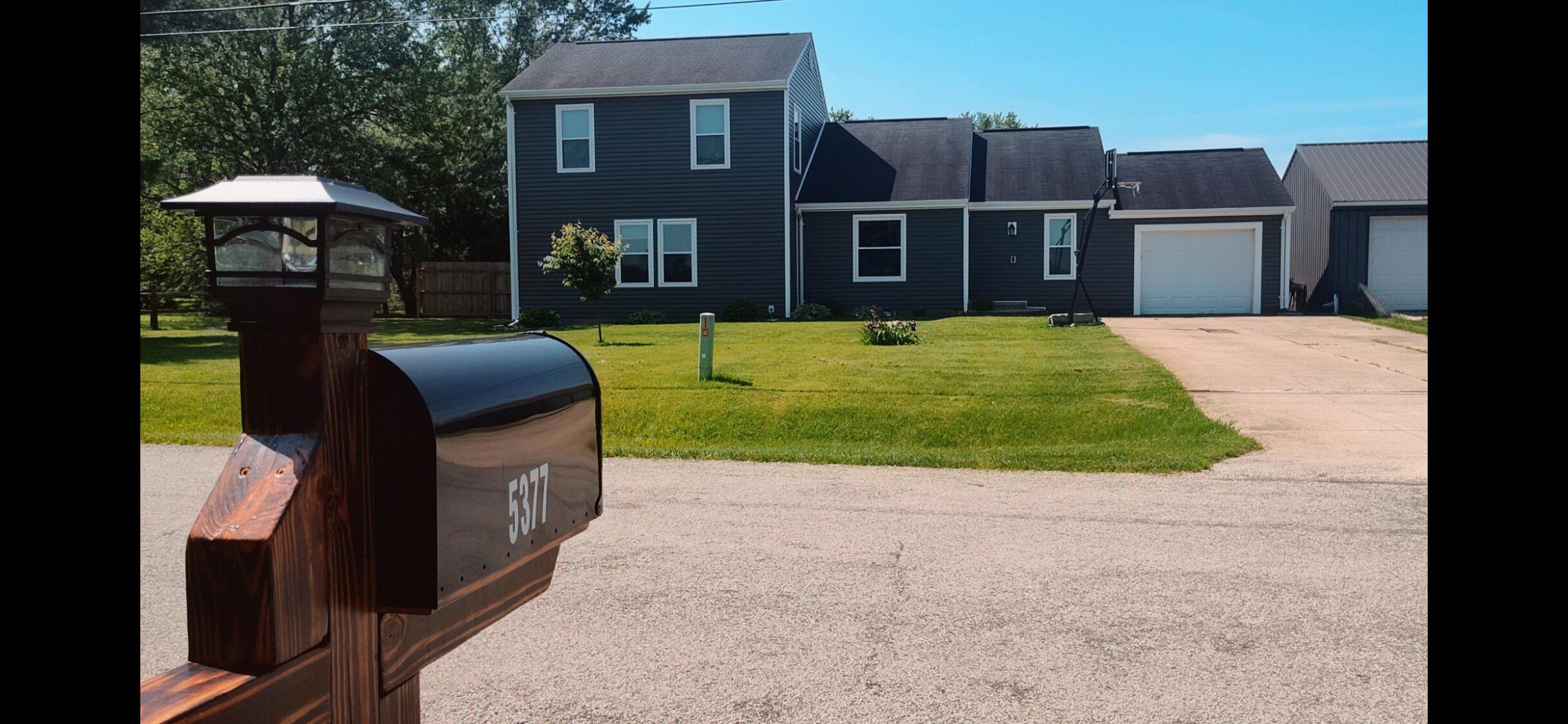 5377 Beard, Springfield, Ohio 45502