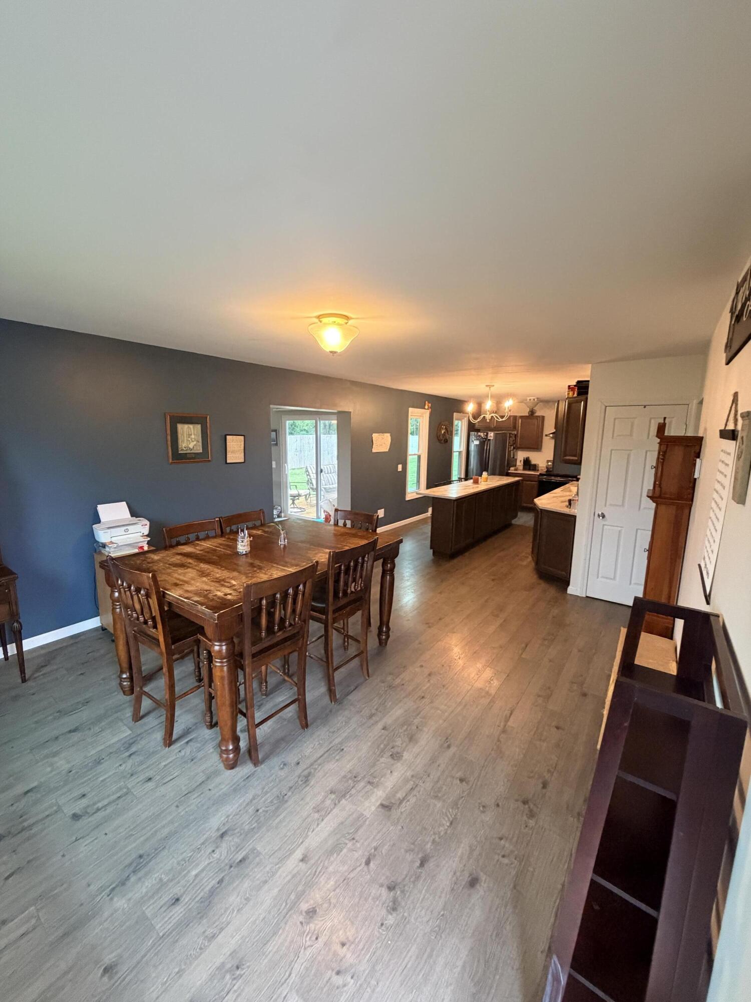 5377 Beard, Springfield, Ohio 45502