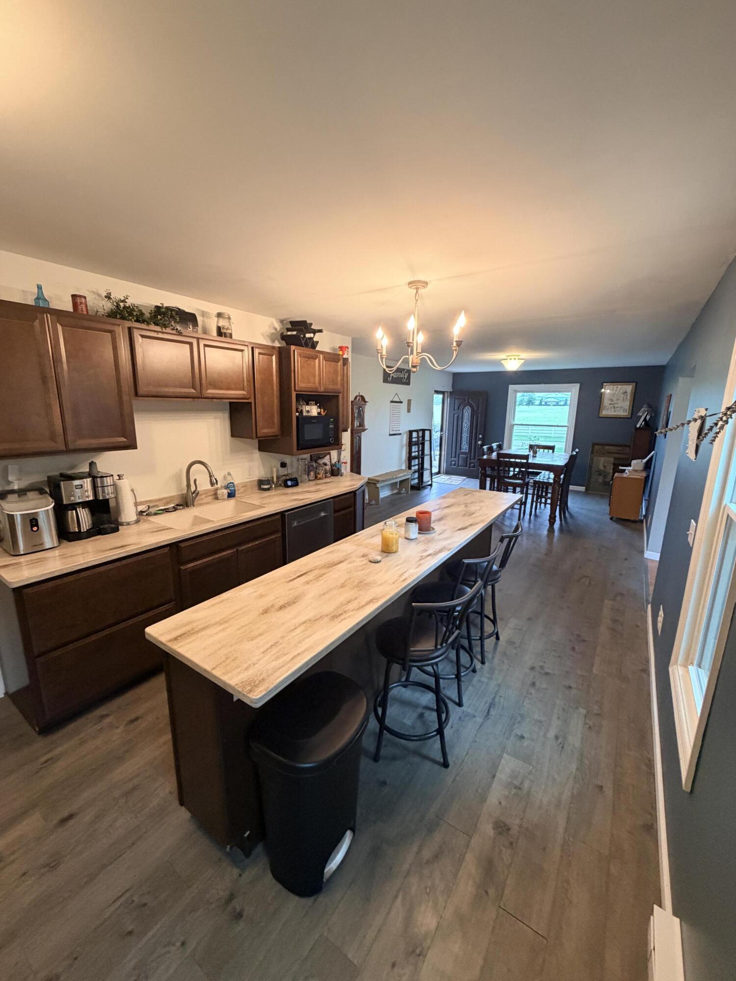 5377 Beard, Springfield, Ohio 45502