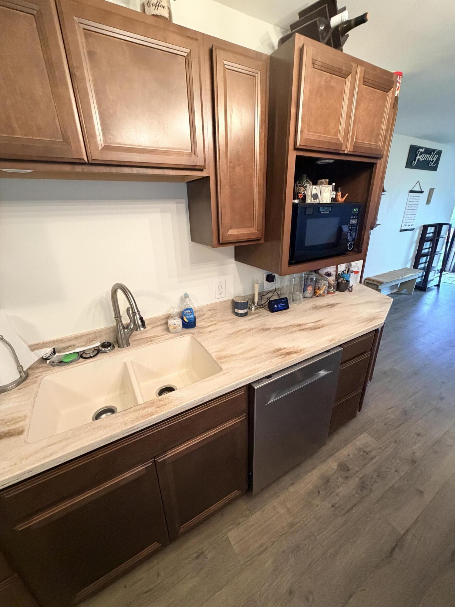 5377 Beard, Springfield, Ohio 45502