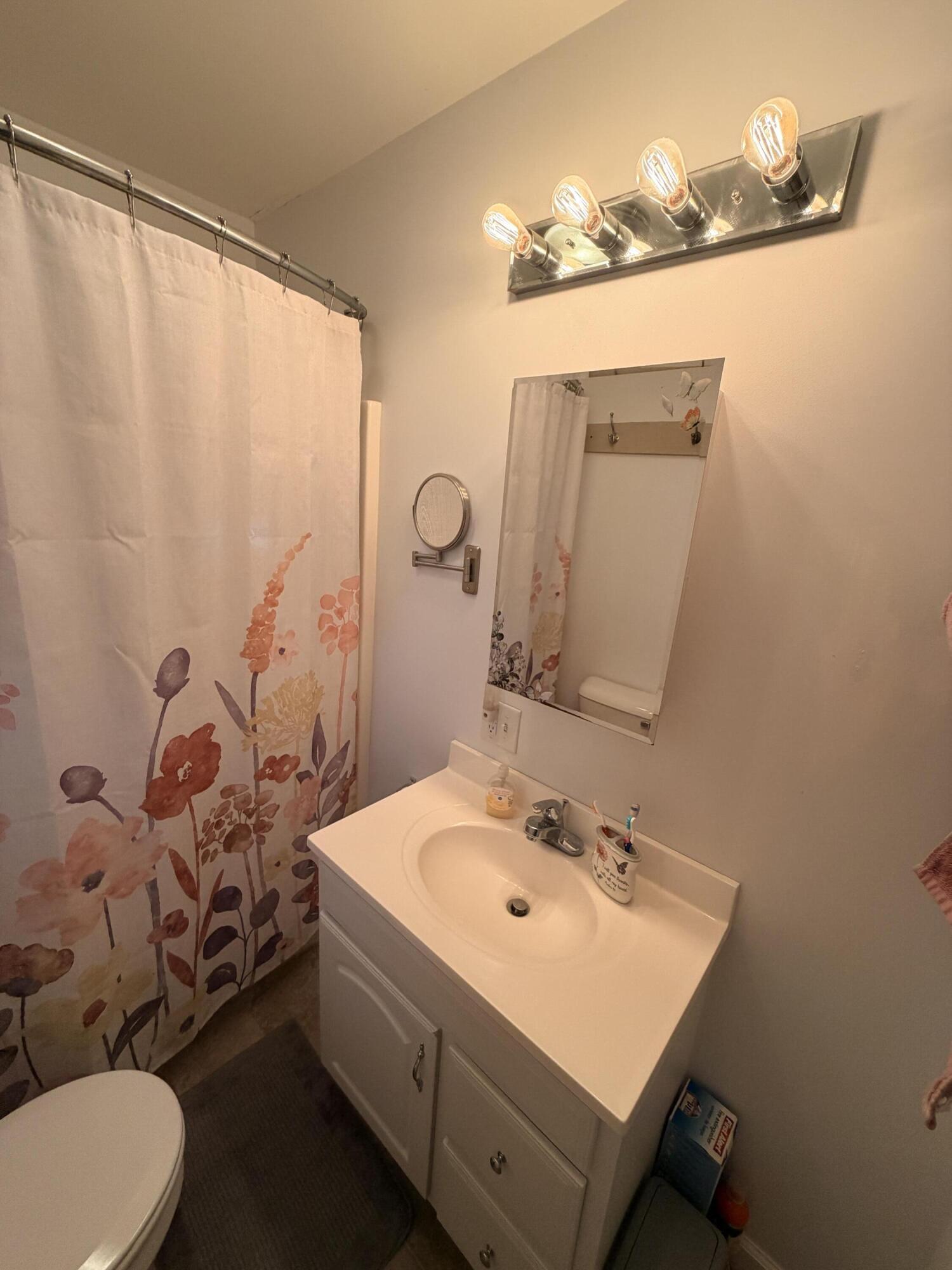 5377 Beard, Springfield, Ohio 45502