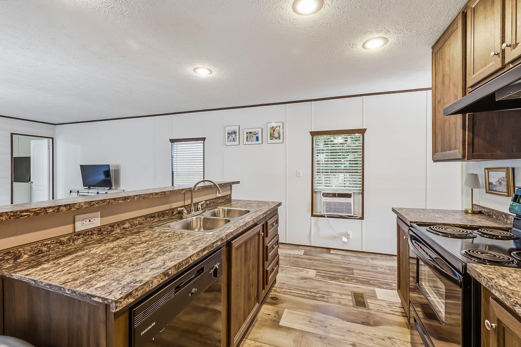 5965 Harrisburg Georgesville, Grove City, Ohio 43123