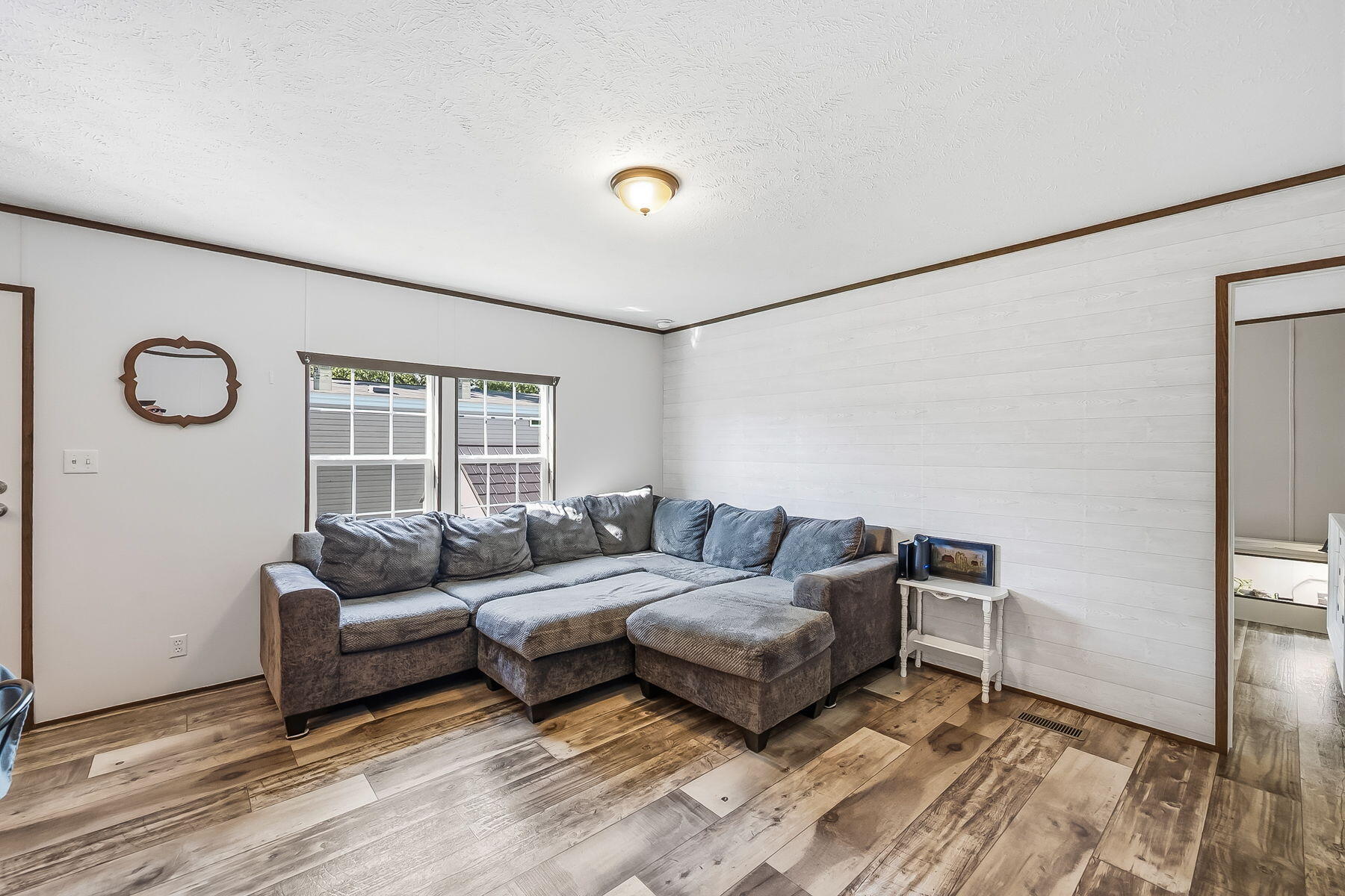 5965 Harrisburg Georgesville, Grove City, Ohio 43123