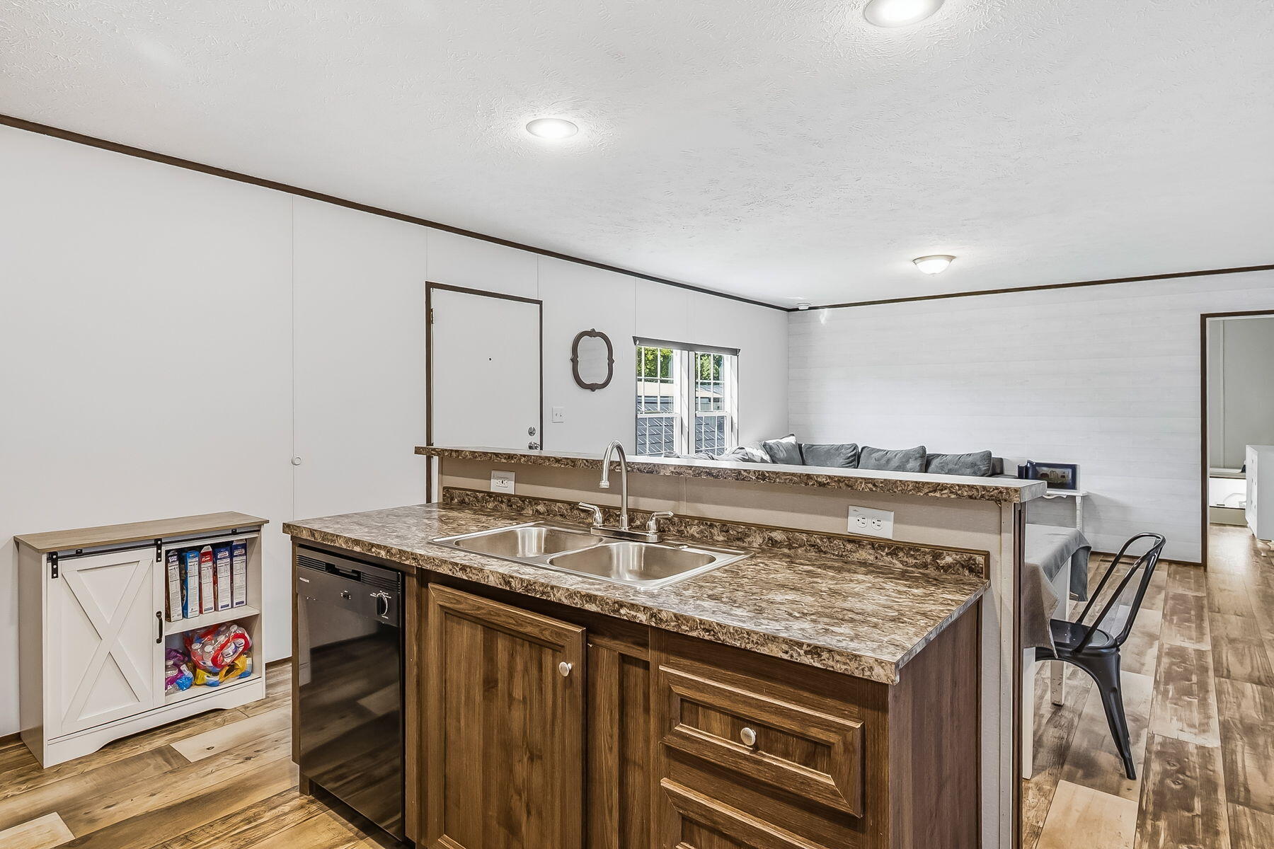 5965 Harrisburg Georgesville, Grove City, Ohio 43123