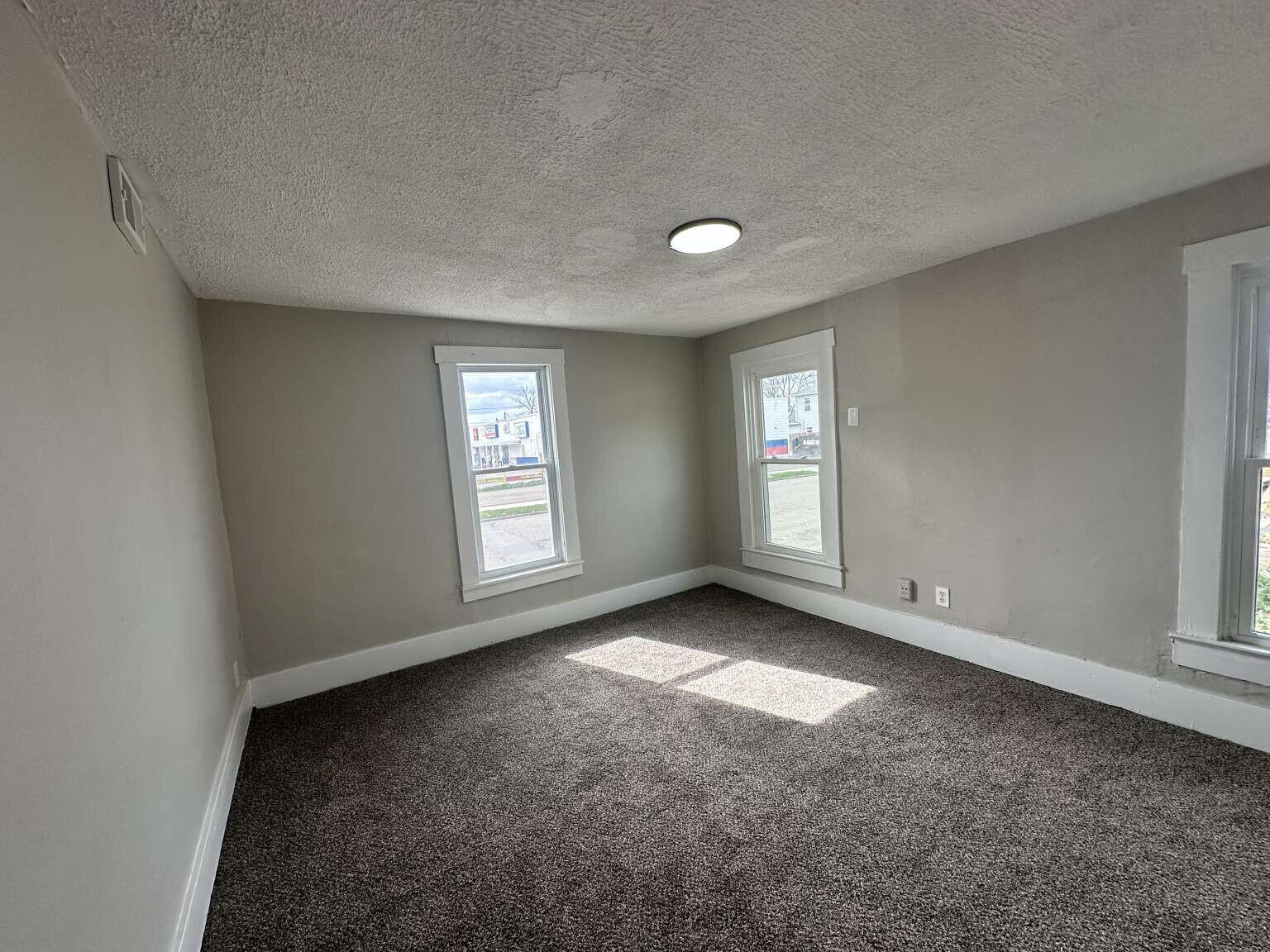 834 North, Springfield, Ohio 45504