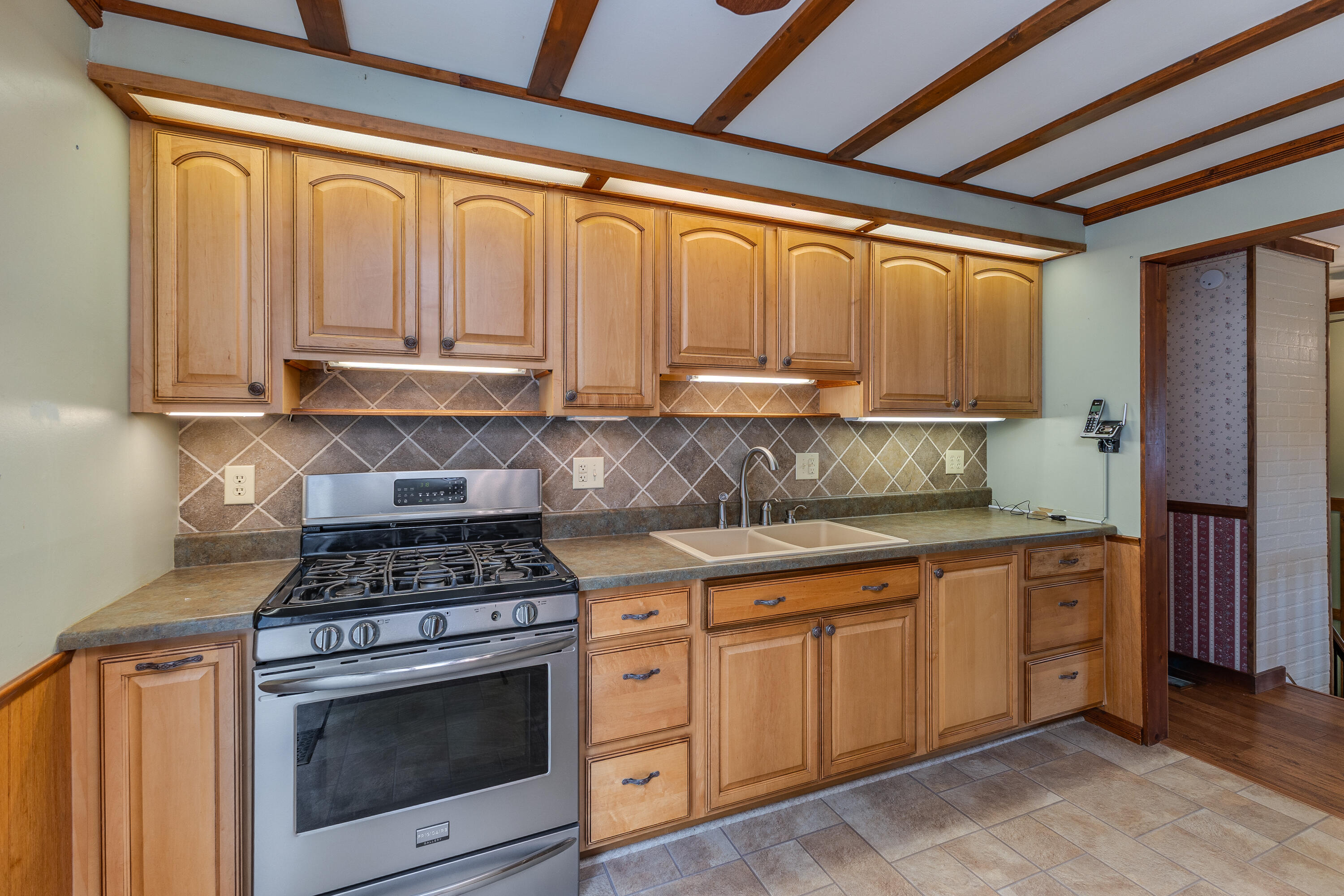 206 Brookwood, Englewood, Ohio 45322