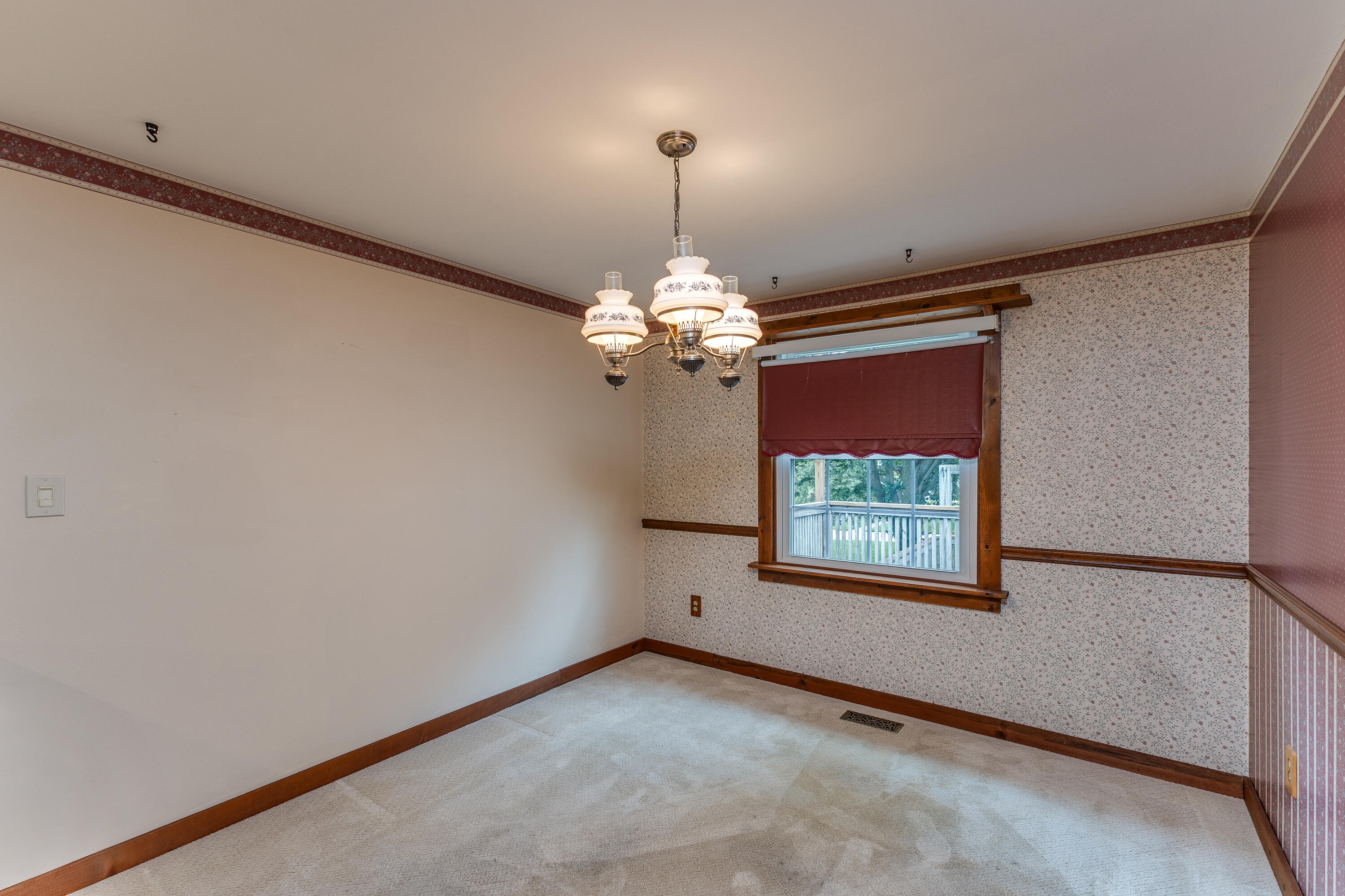 206 Brookwood, Englewood, Ohio 45322