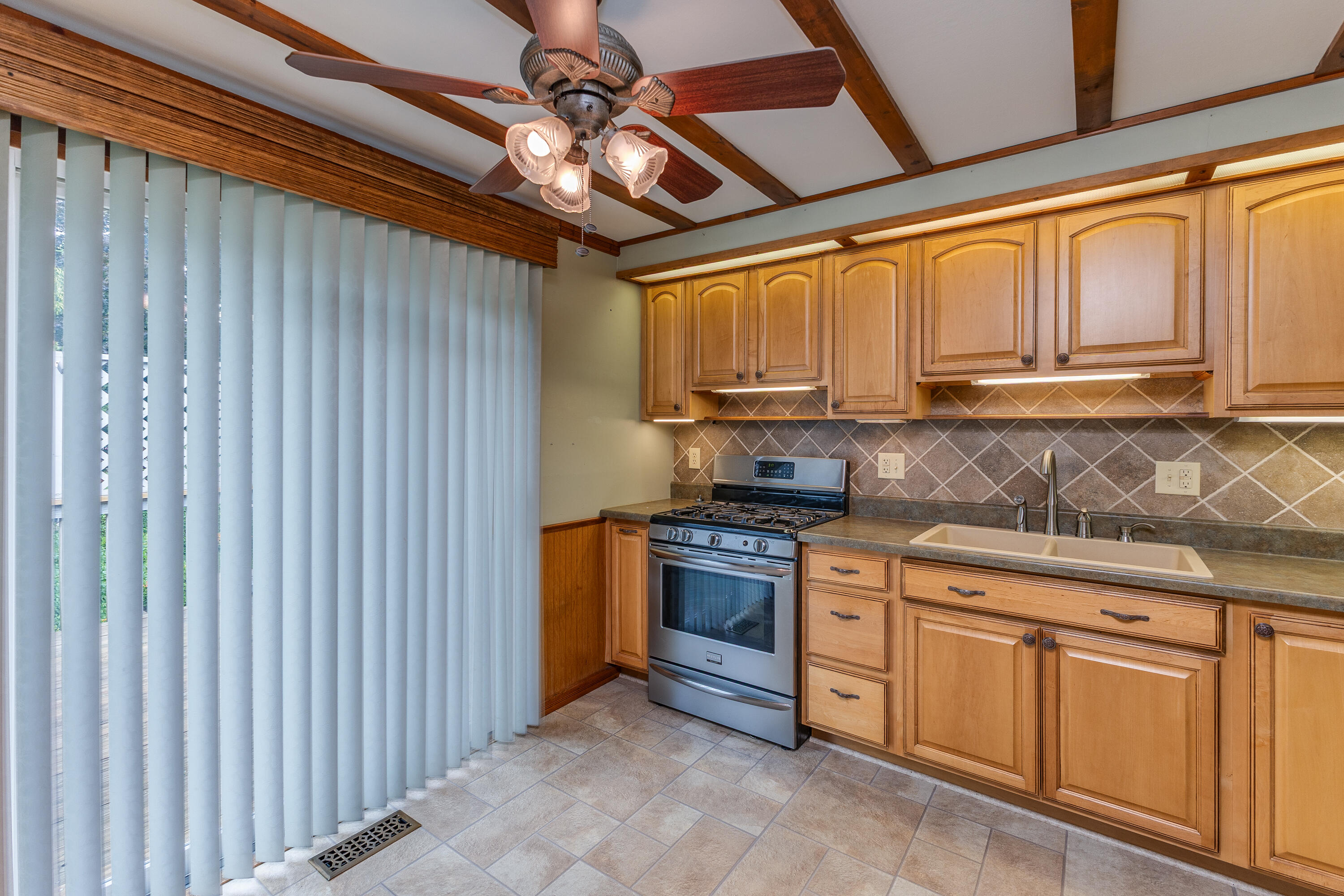 206 Brookwood, Englewood, Ohio 45322
