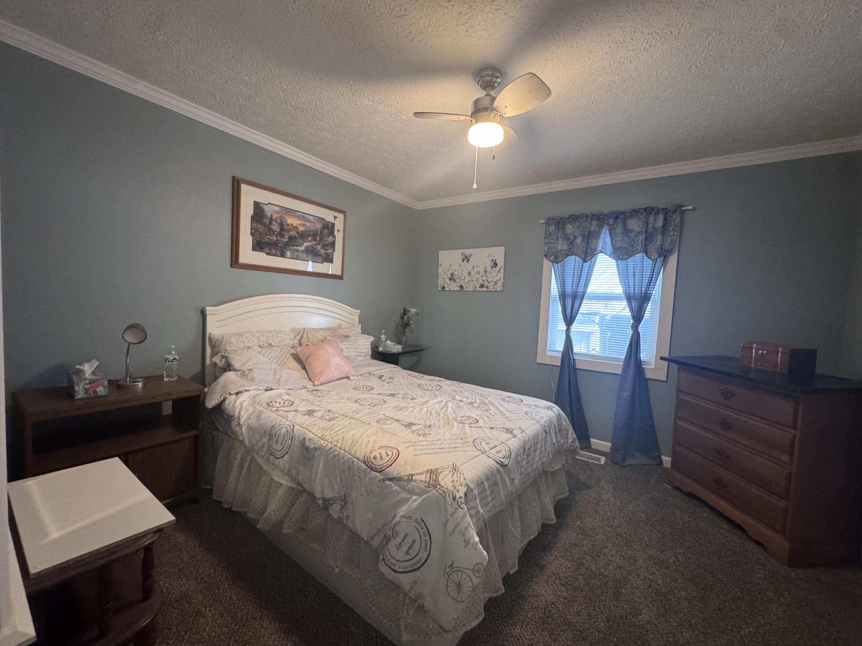 1112 Hillcrest, Springfield, Ohio 45504