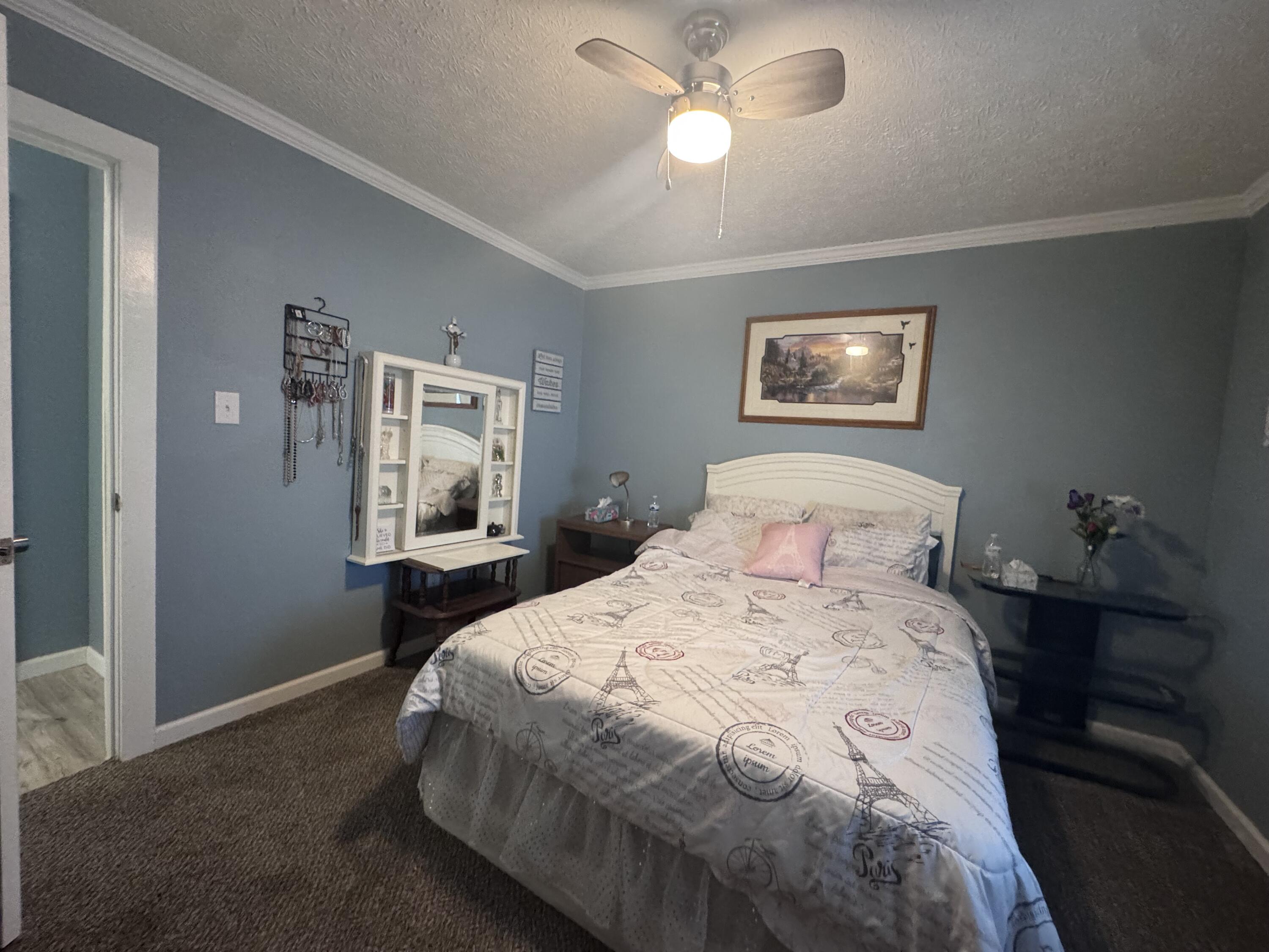 1112 Hillcrest, Springfield, Ohio 45504